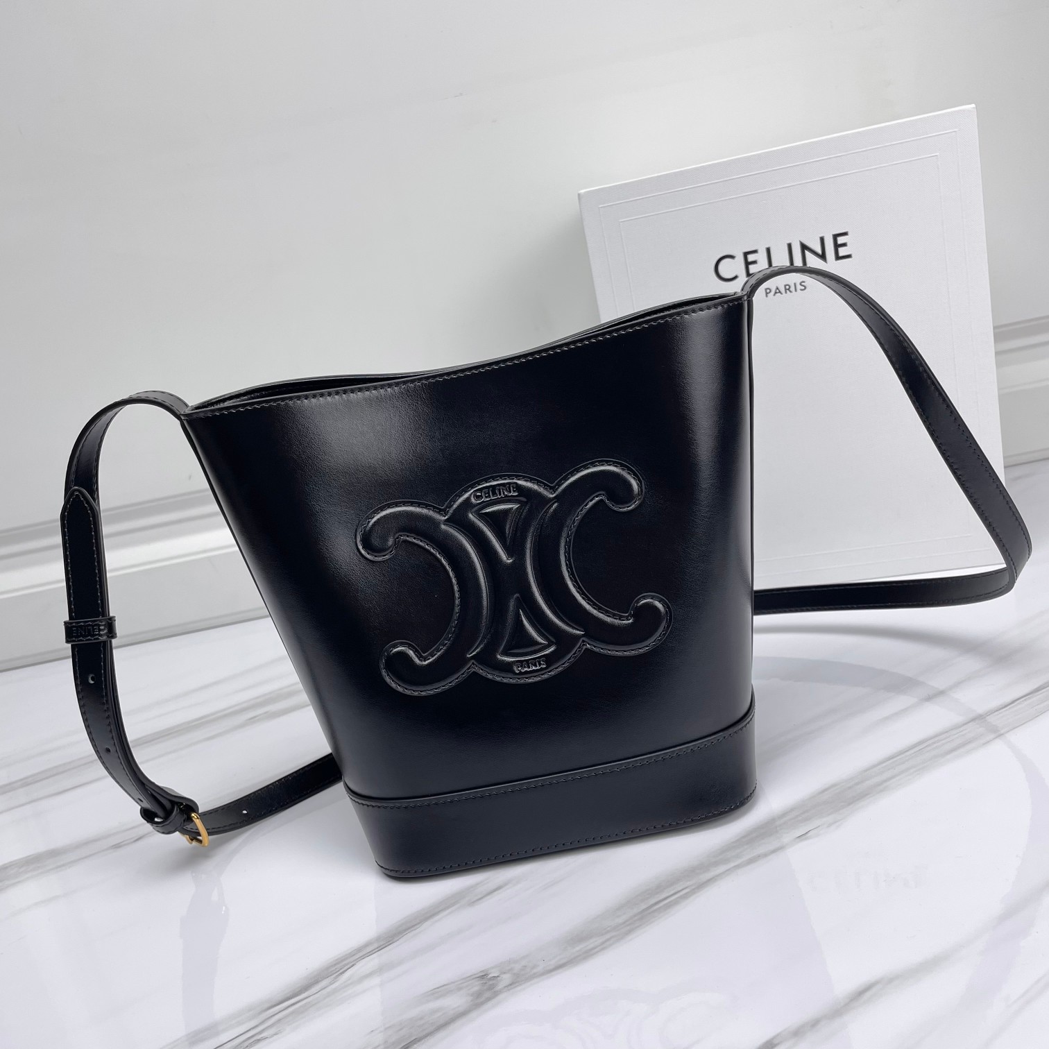 CELINE Small Bucket Cuir Triomphe In Grained Clafskin Black