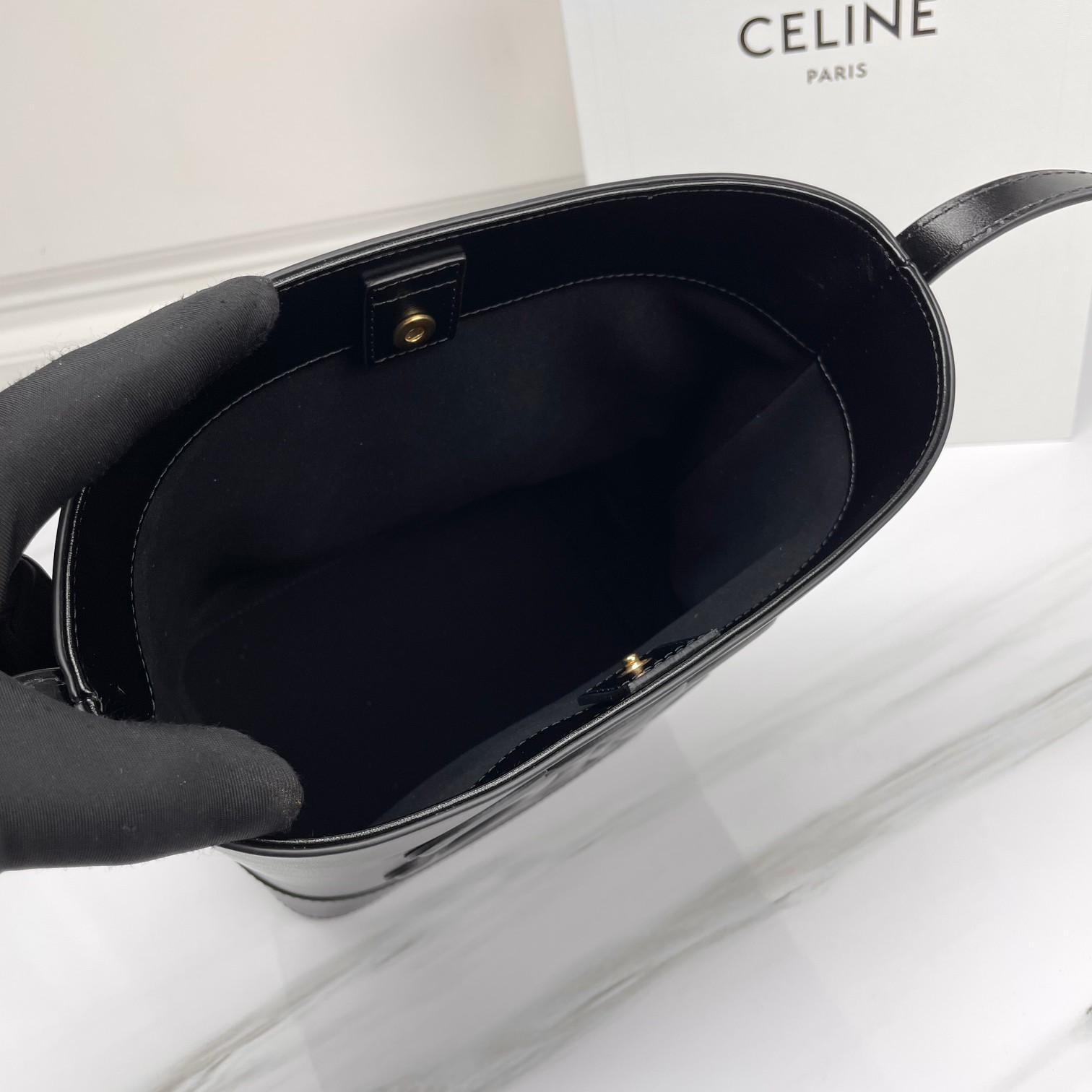 CELINE Small Bucket Cuir Triomphe In Grained Clafskin Black