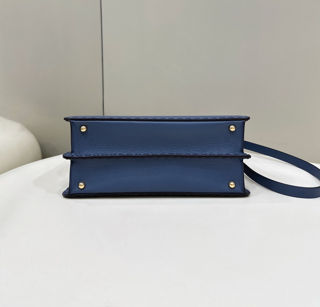 FENDI Peekaboo ISeeU Medium Blue