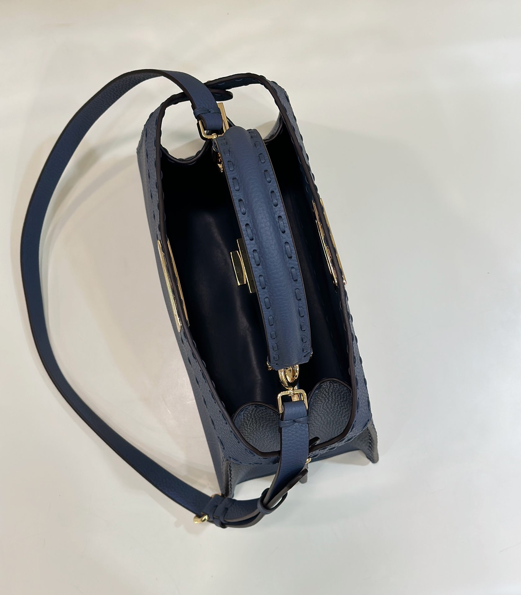 FENDI Peekaboo ISeeU Medium Blue