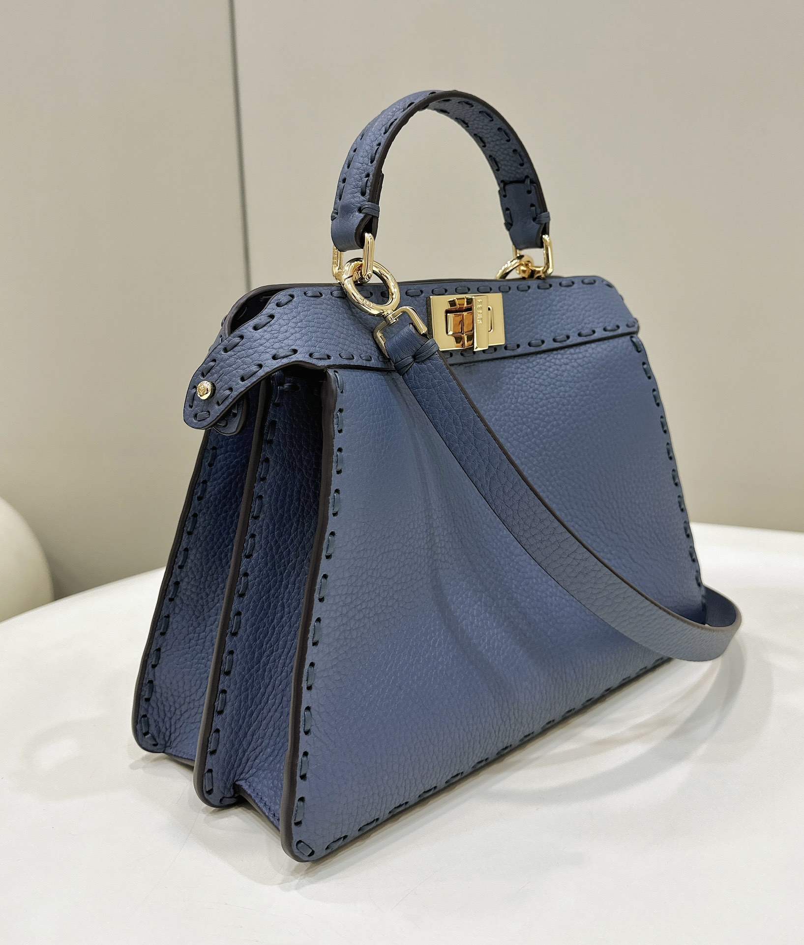 FENDI Peekaboo ISeeU Small Blue