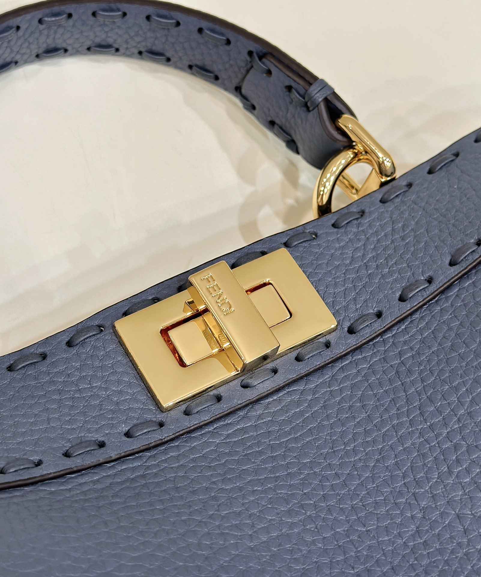 FENDI Peekaboo ISeeU Small Blue