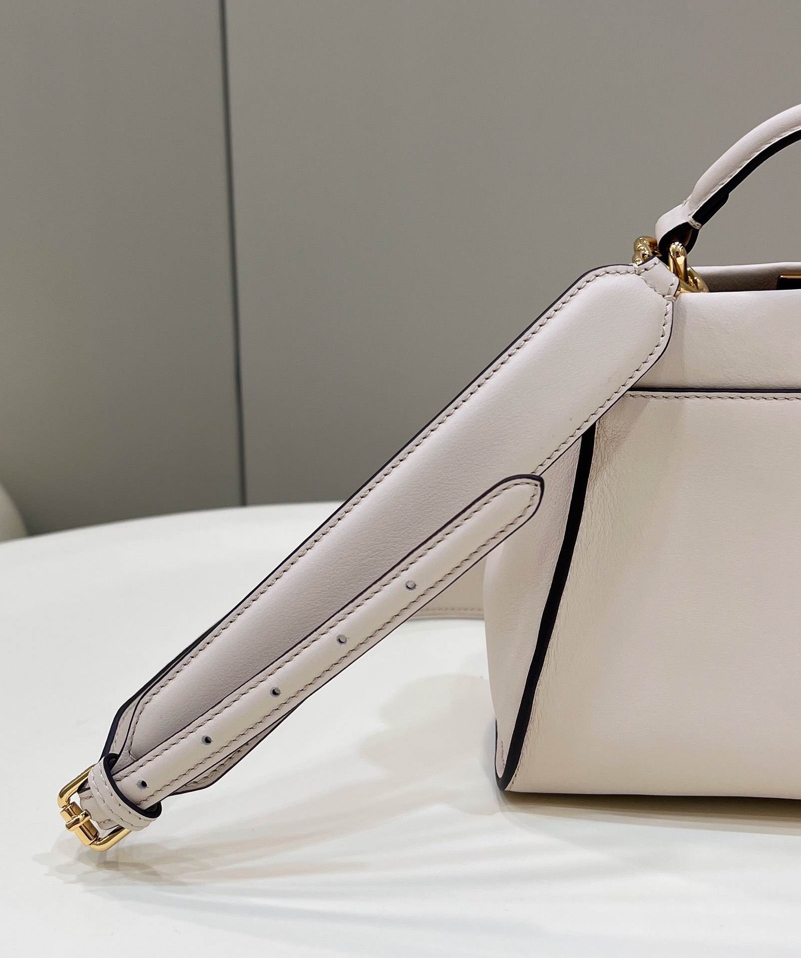 FENDI Peekaboo Mini White