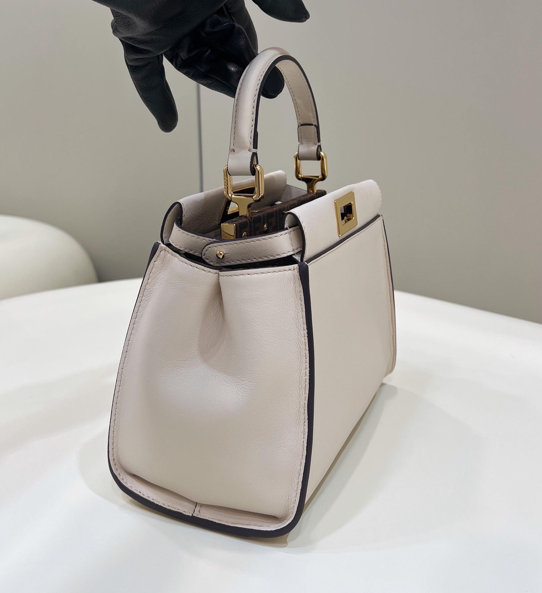 FENDI Peekaboo Mini White