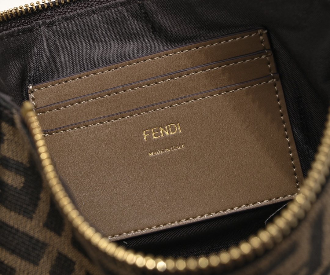 FENDI Baguette Pouch