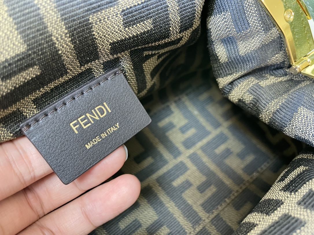 FENDI First Small Green