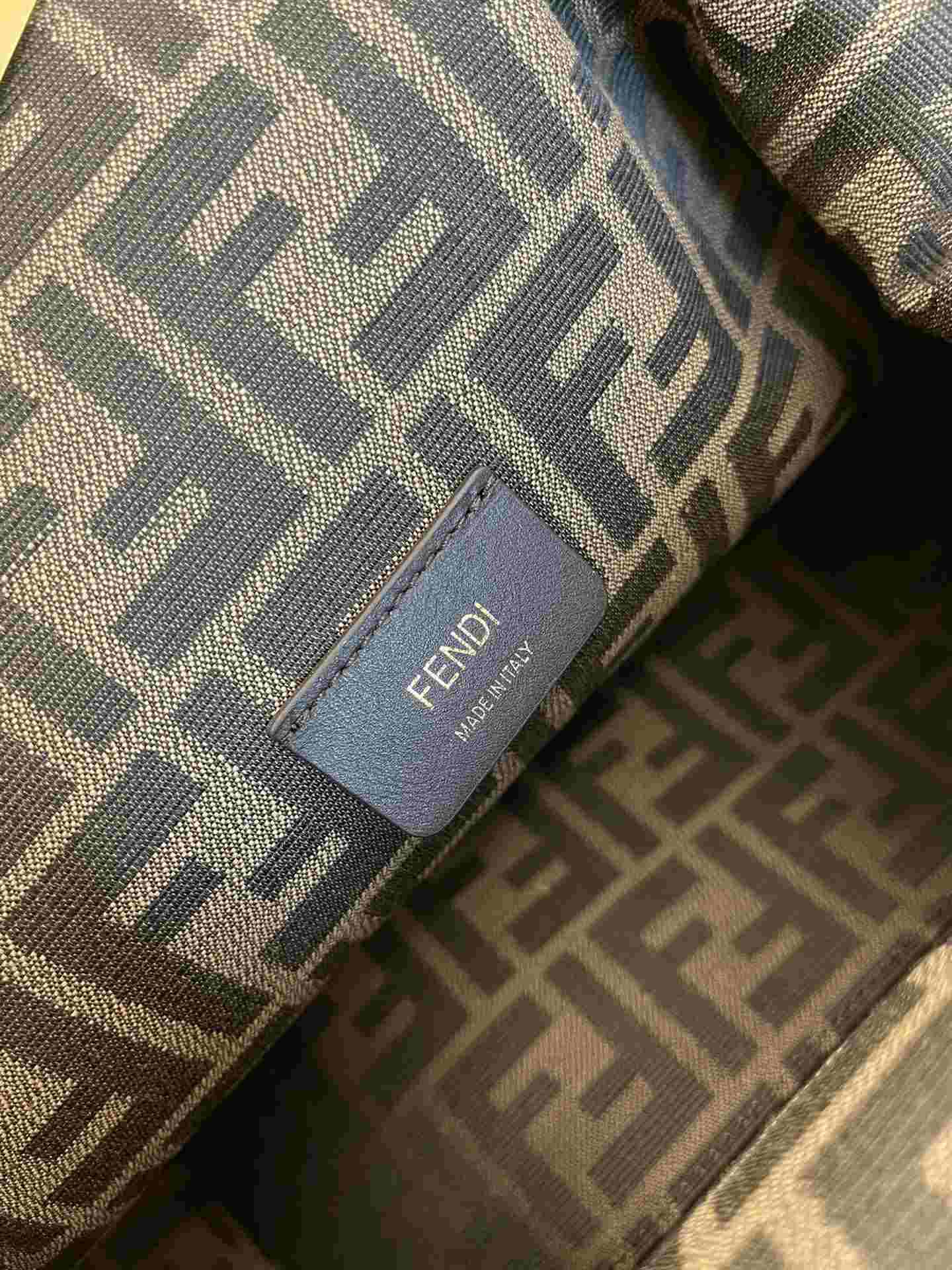 FENDI First Medium Gray