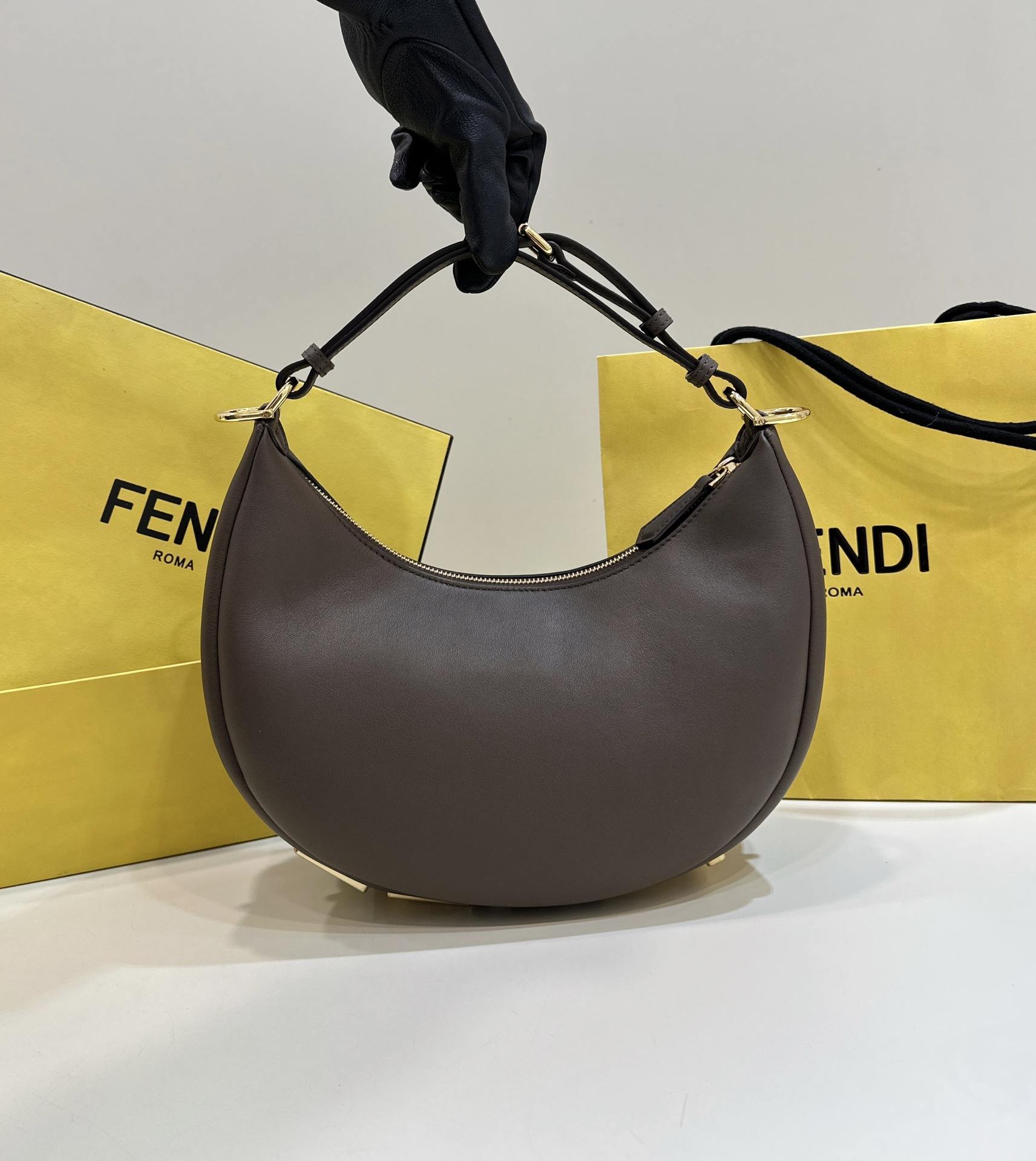 FENDI Graphy Small Drak Brown