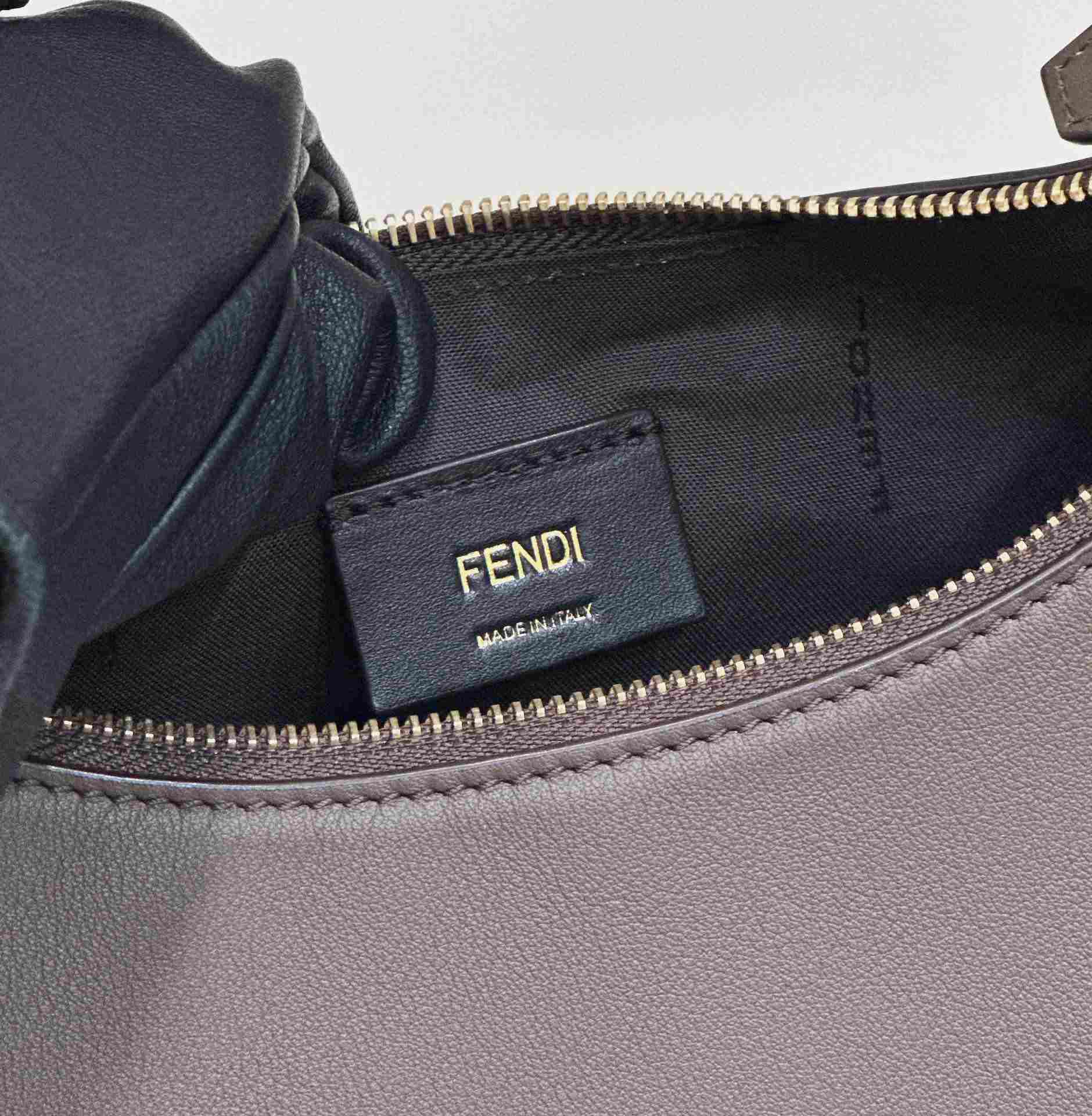 FENDI Graphy Small Drak Brown