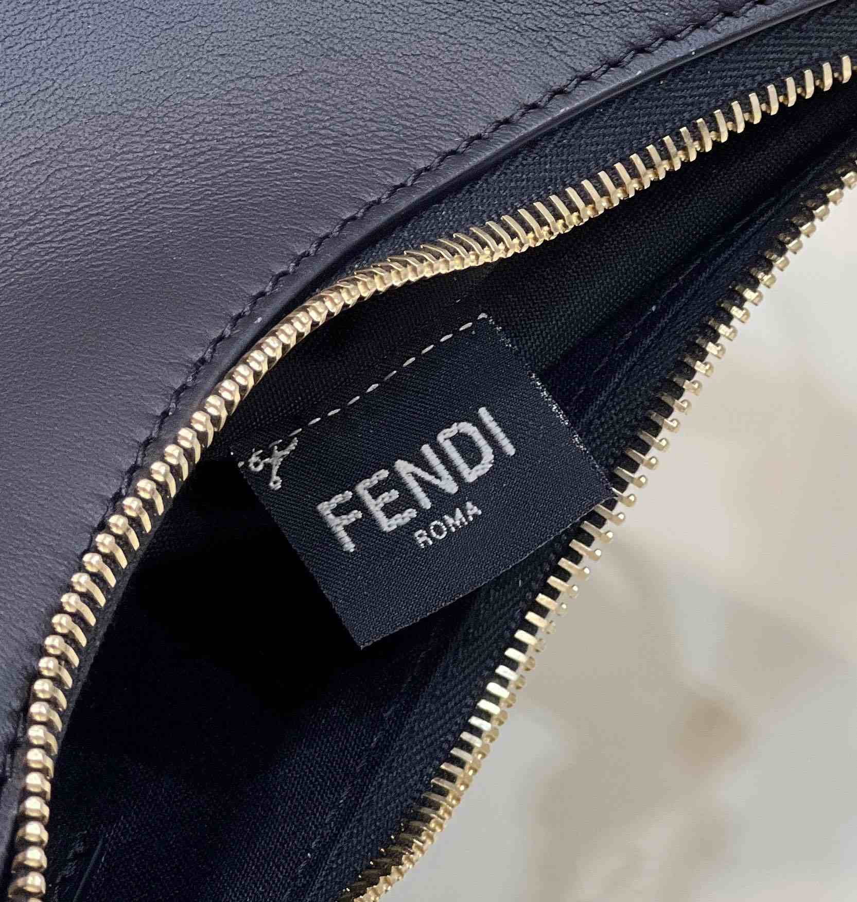 FENDI Graphy Small Black