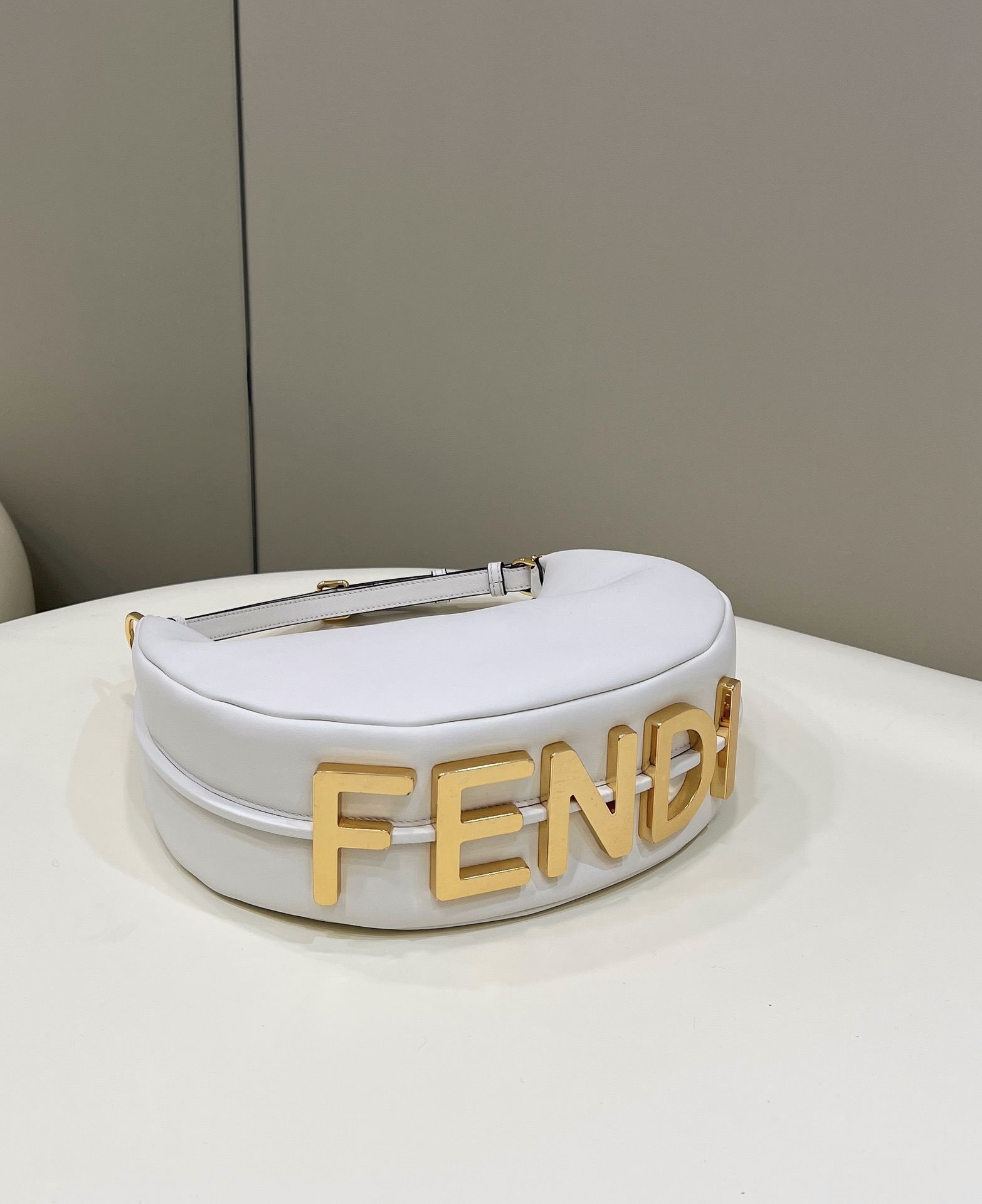 FENDI Graphy Small White