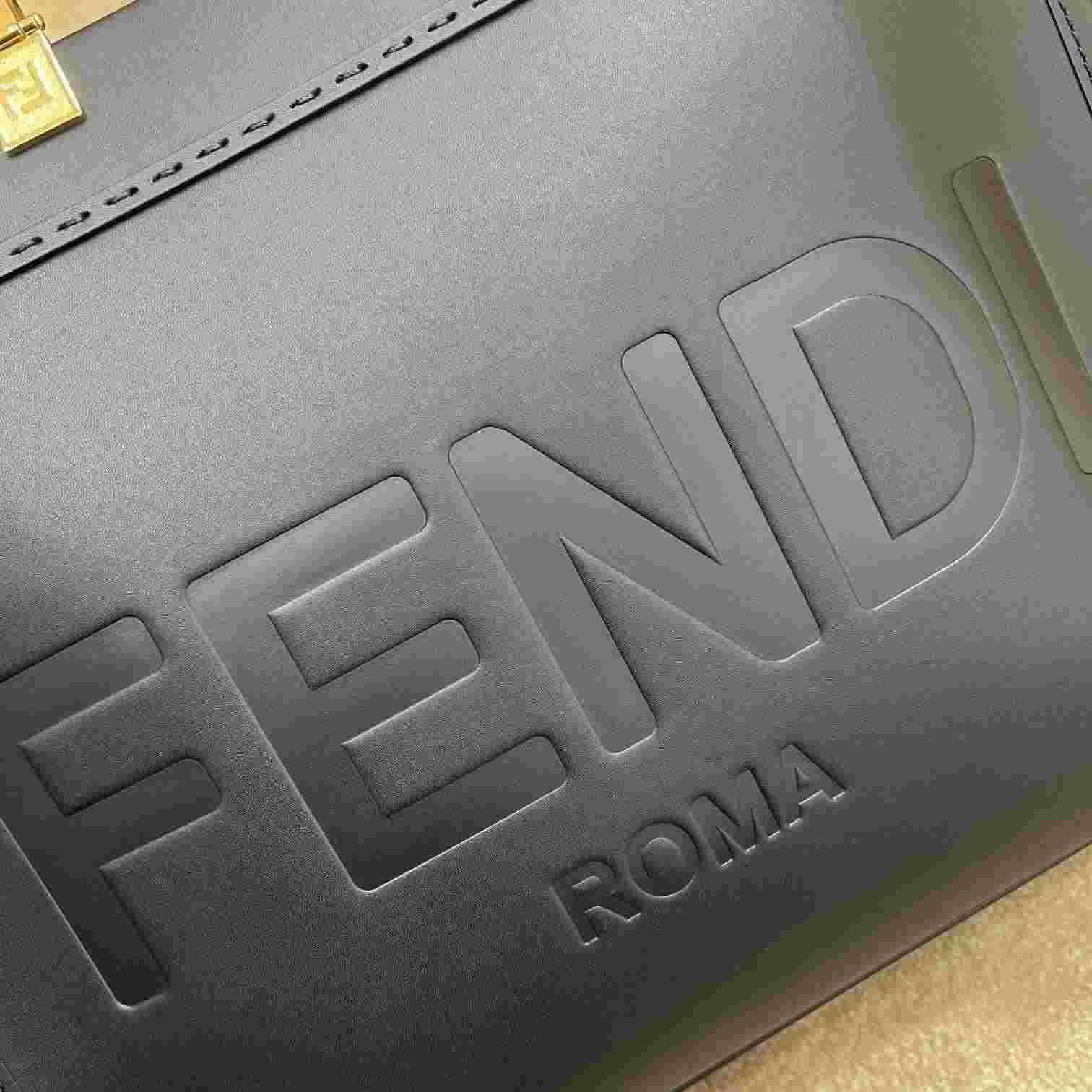 FENDI Sunshine Medium Black Leather Shopper