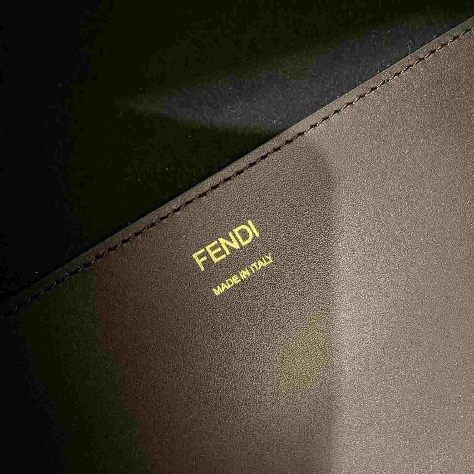 FENDI Sunshine Large Black Leather Shopper