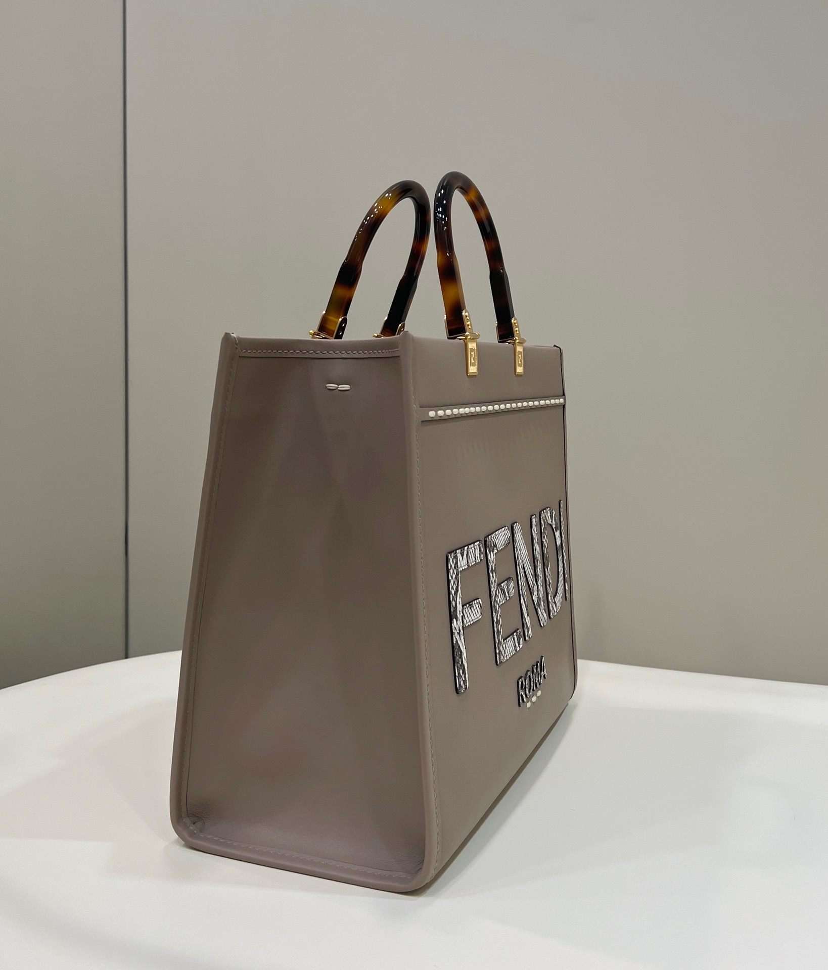 FENDI Sunshine Medium Dove Gray Leather And Elaphe Shopper