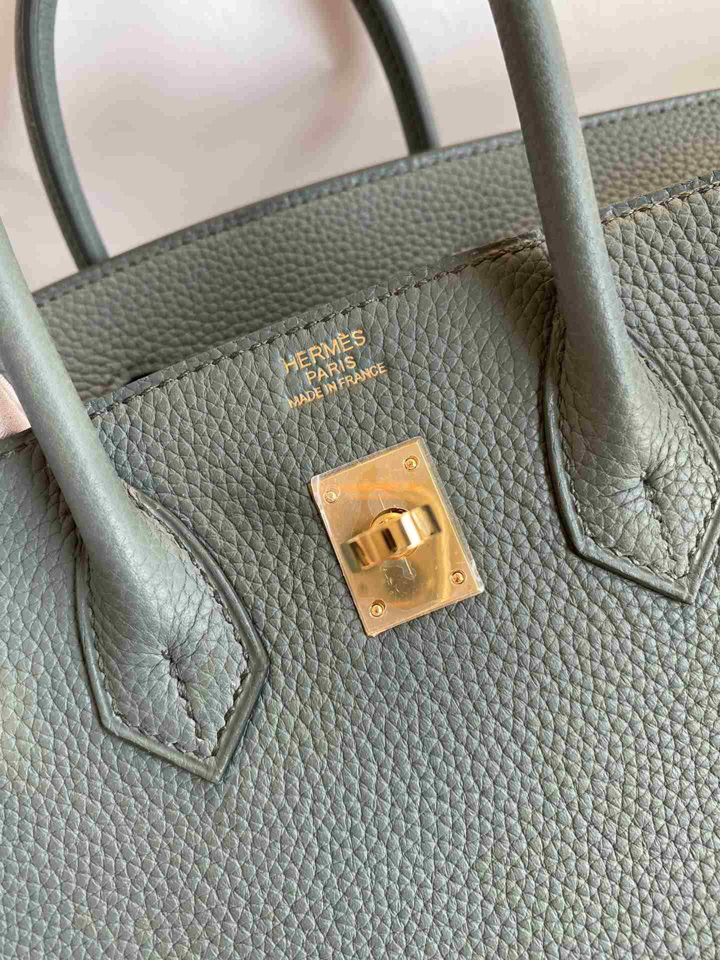 HERMES Birkin 25 Vert amande Togo Gold-tone Hardware