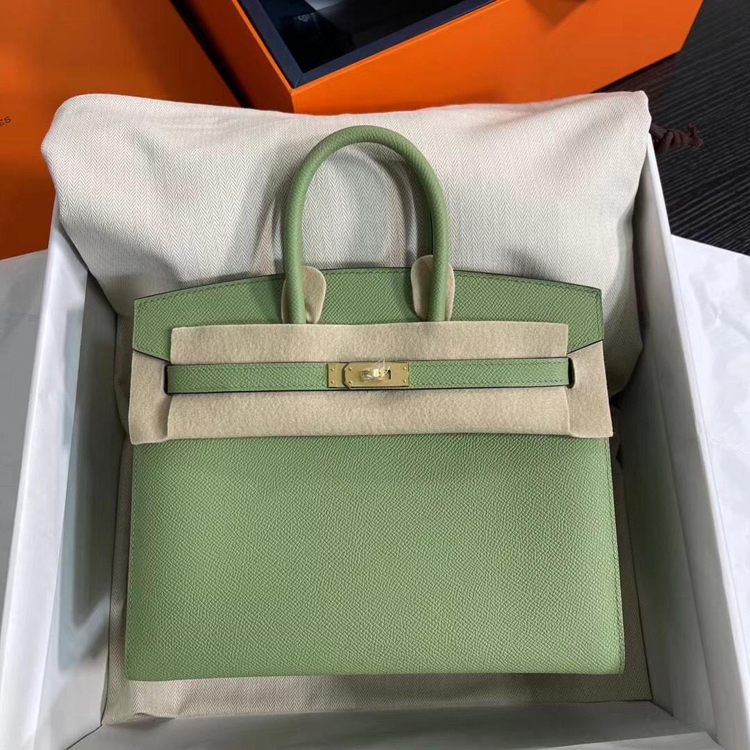 HERMES Birkin 25 Vert Criquet Epsom Gold-tone Hardware