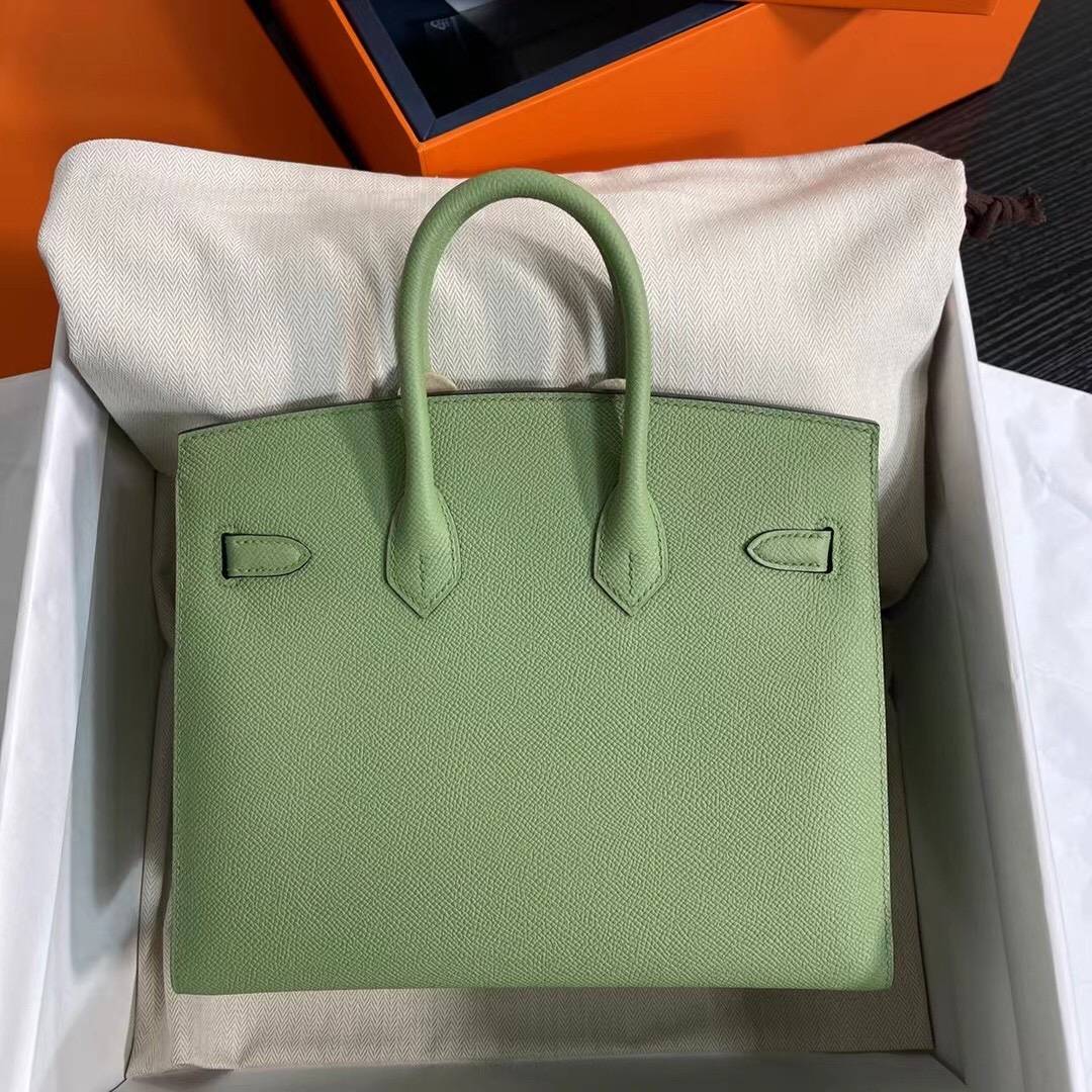 HERMES Birkin 25 Vert Criquet Epsom Gold-tone Hardware