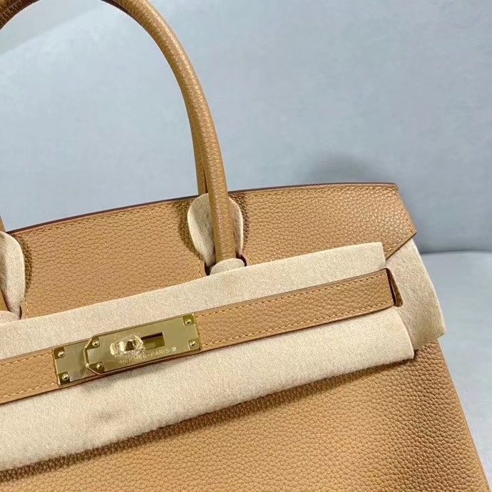 HERMES Birkin 30 Biscuit Togo Gold-tone Hardware