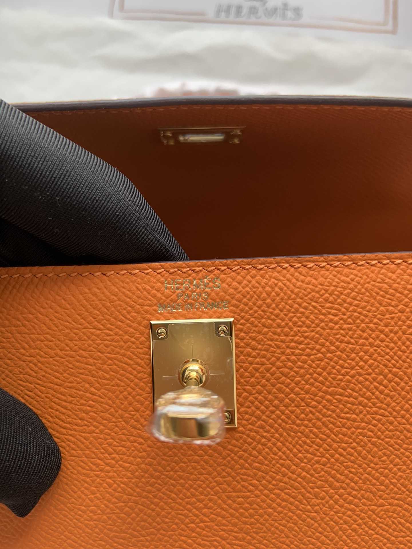 HERMES Kelly 25 Orange Epsom Gold-tone Hardware