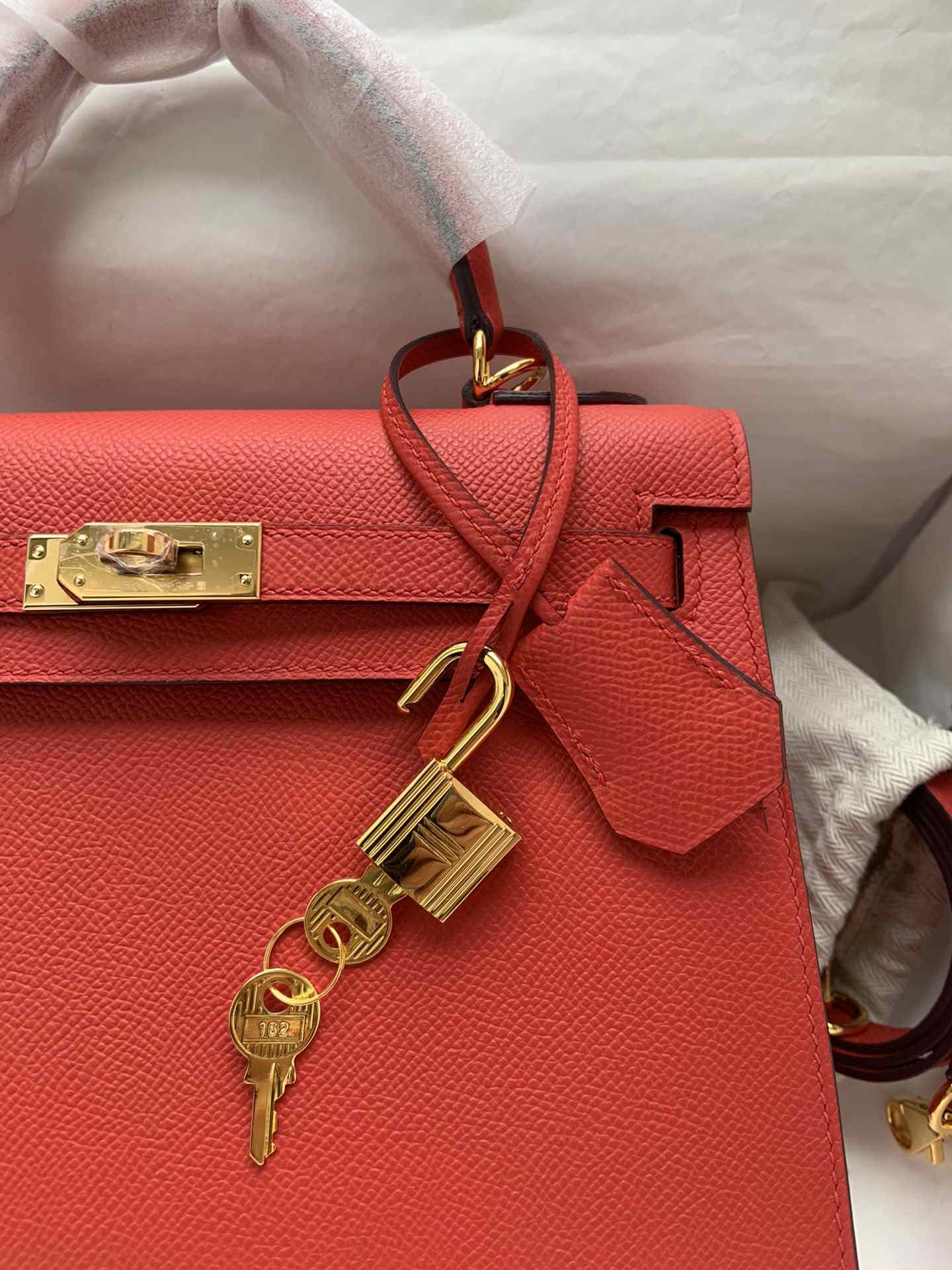 HERMES Kelly 25 Rouge De Corur Epsom Gold-tone Hardware