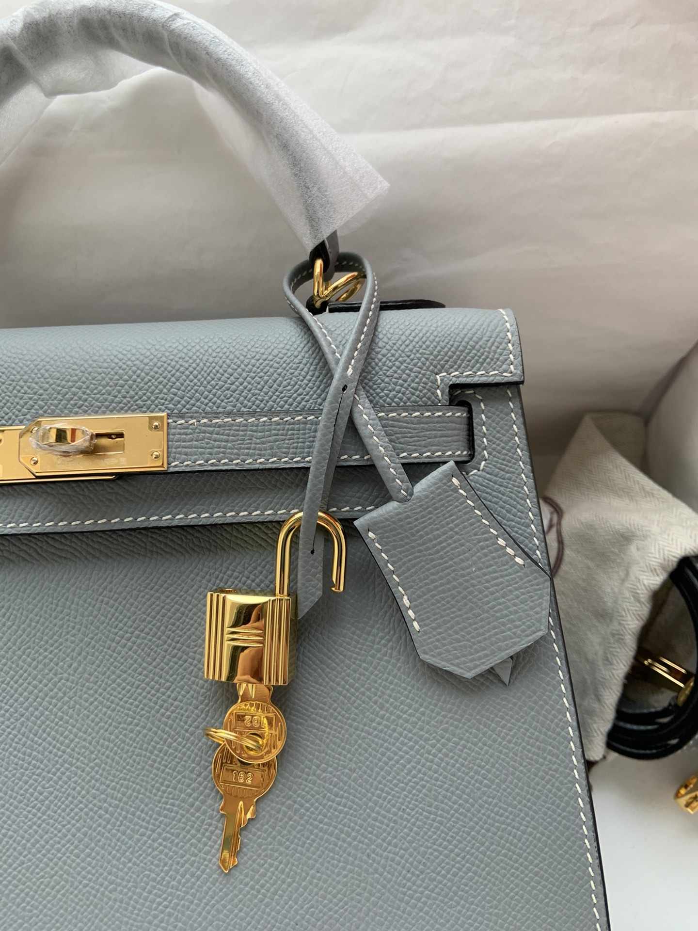 HERMES Kelly 25 Bleu Lin Epsom Gold-tone Hardware