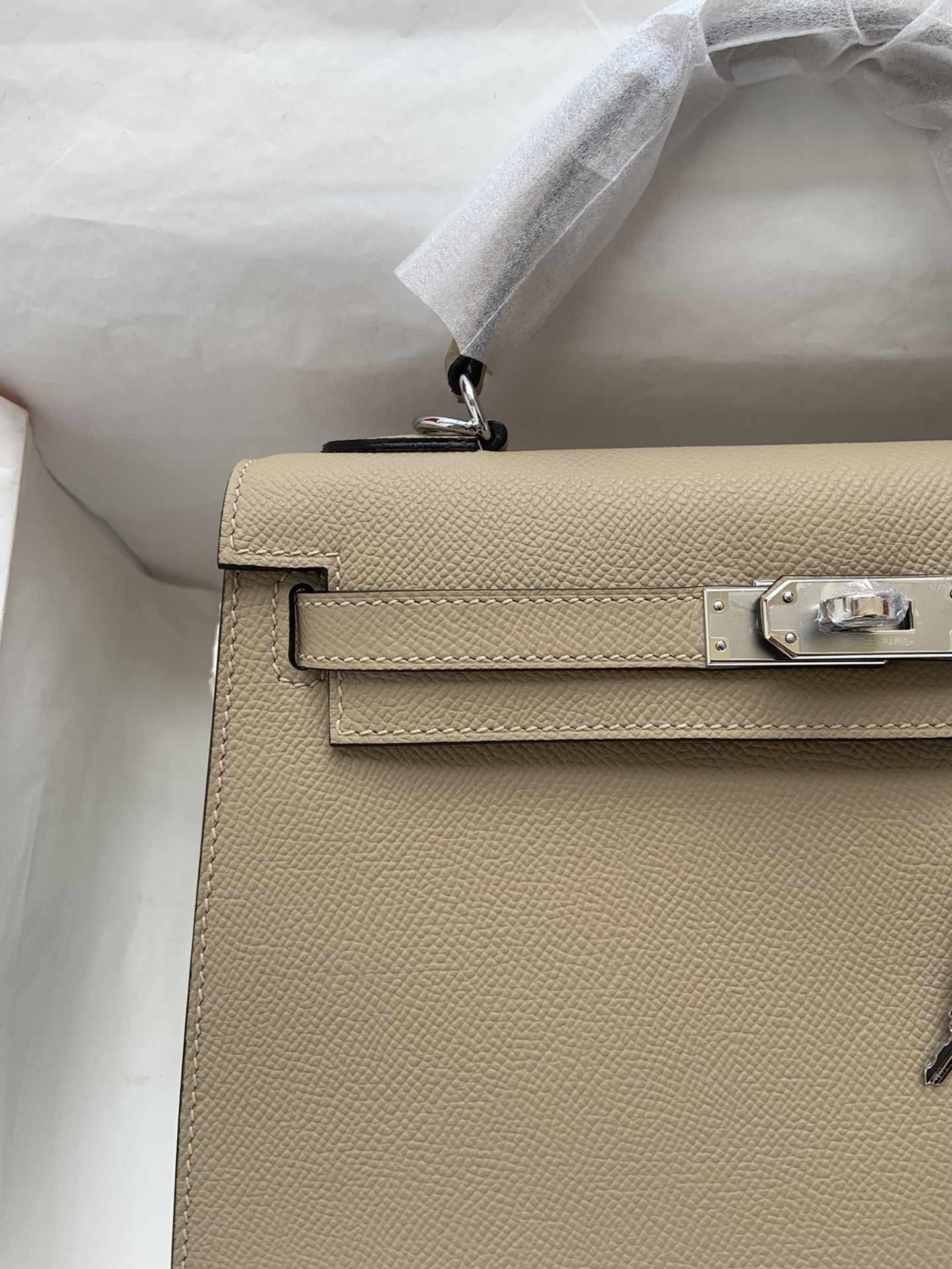 HERMES Kelly 25 Trench Epsom Silver-tone Hardware