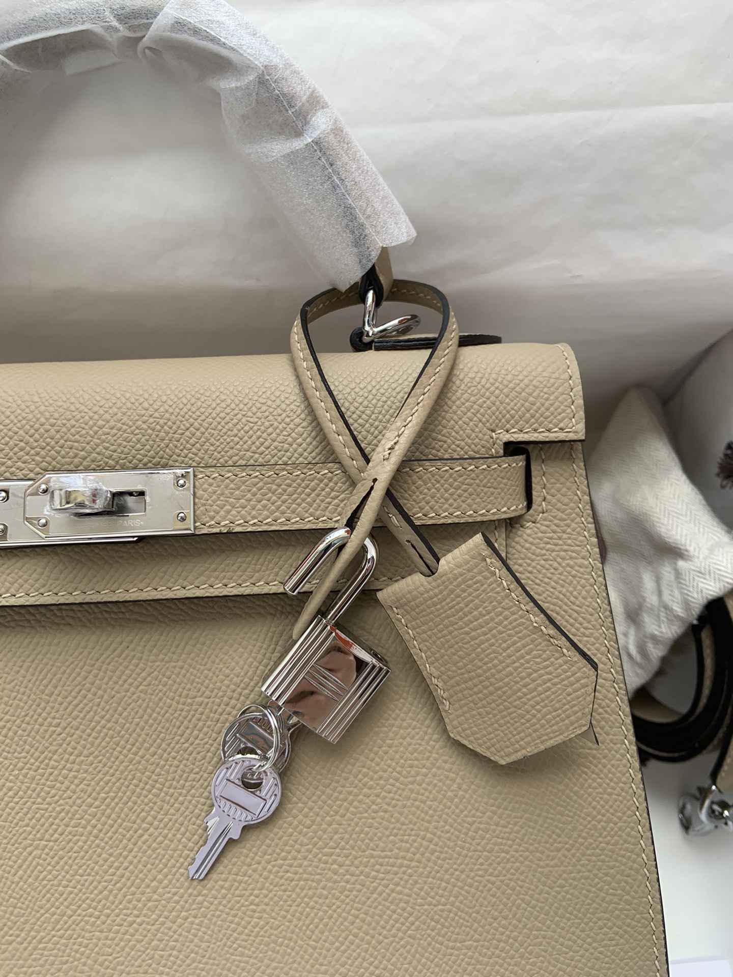 HERMES Kelly 25 Trench Epsom Silver-tone Hardware