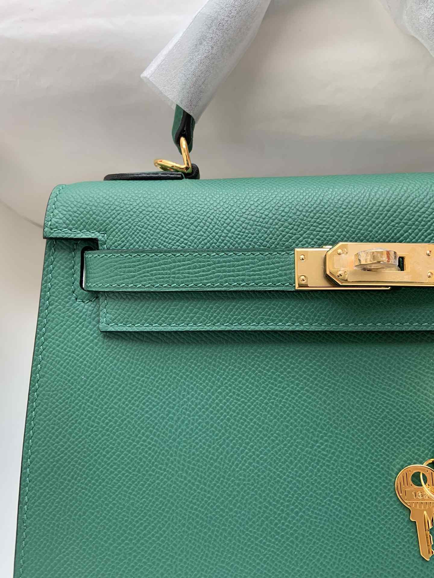 HERMES Kelly 25 Malachite Epsom Gold-tone Hardware