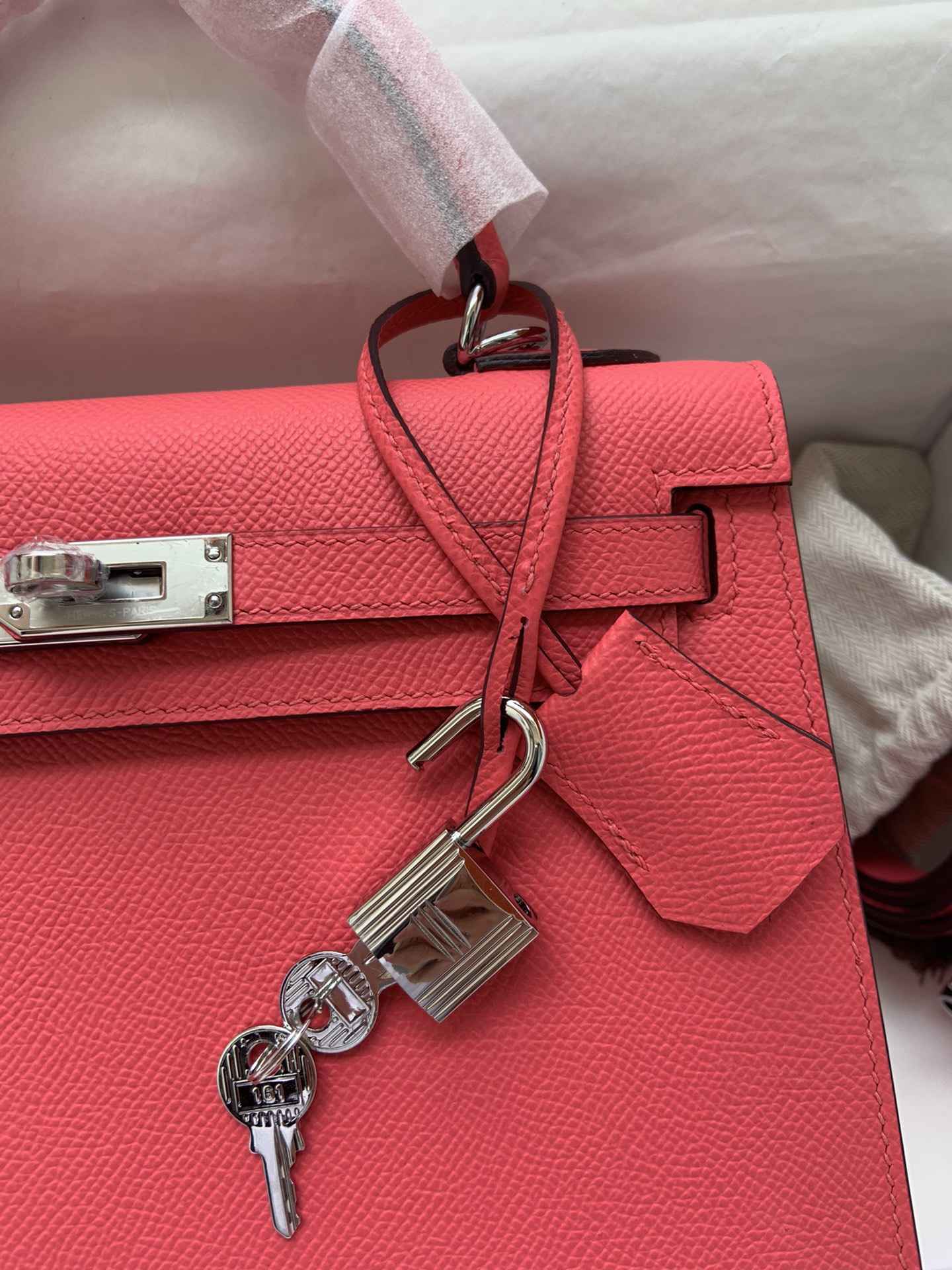 HERMES Kelly 25 Rose Lipsur Epsom Silver-tone Hardware