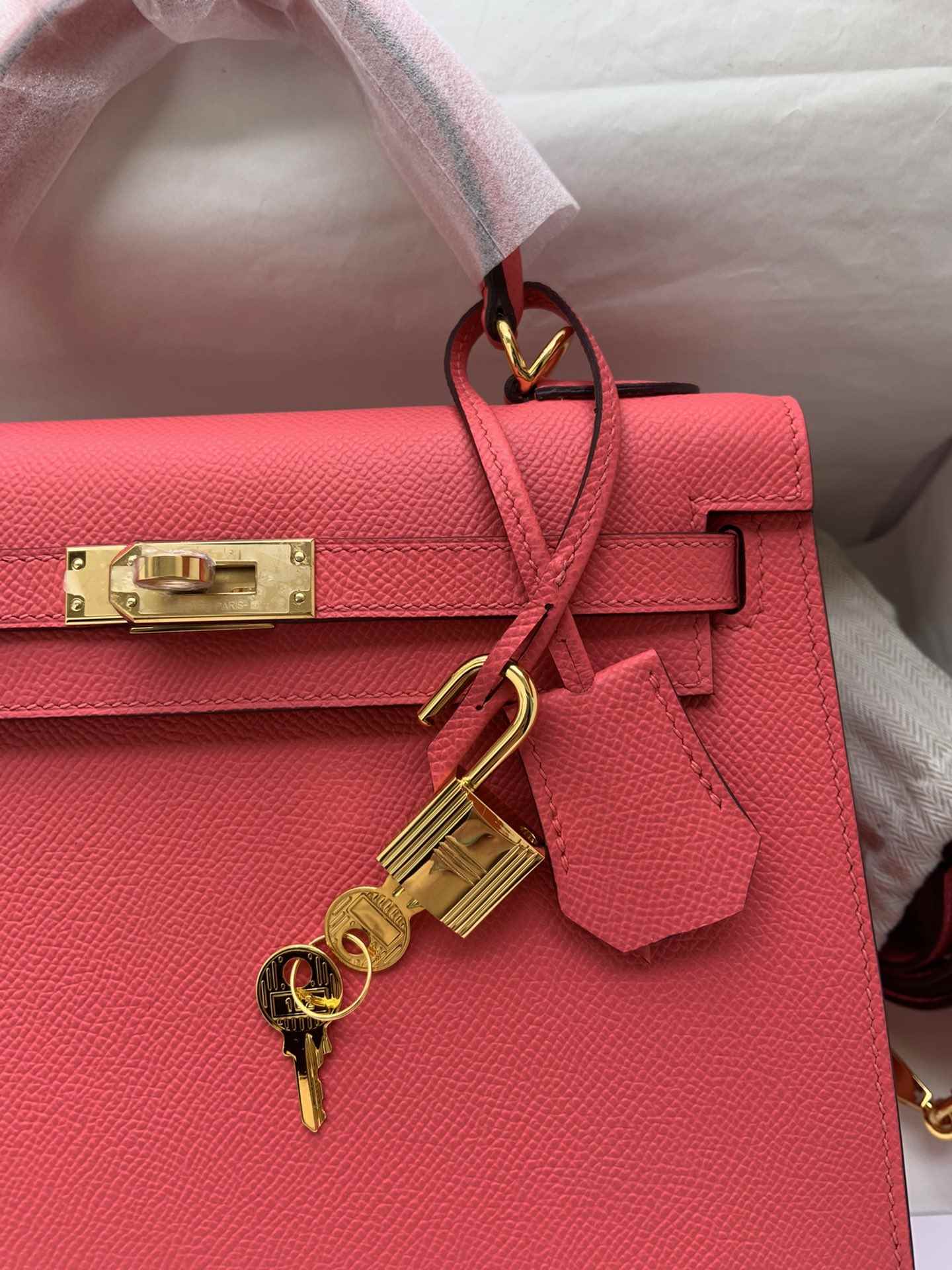 HERMES Kelly 25 Rose Lipsur Epsom Gold-tone Hardware