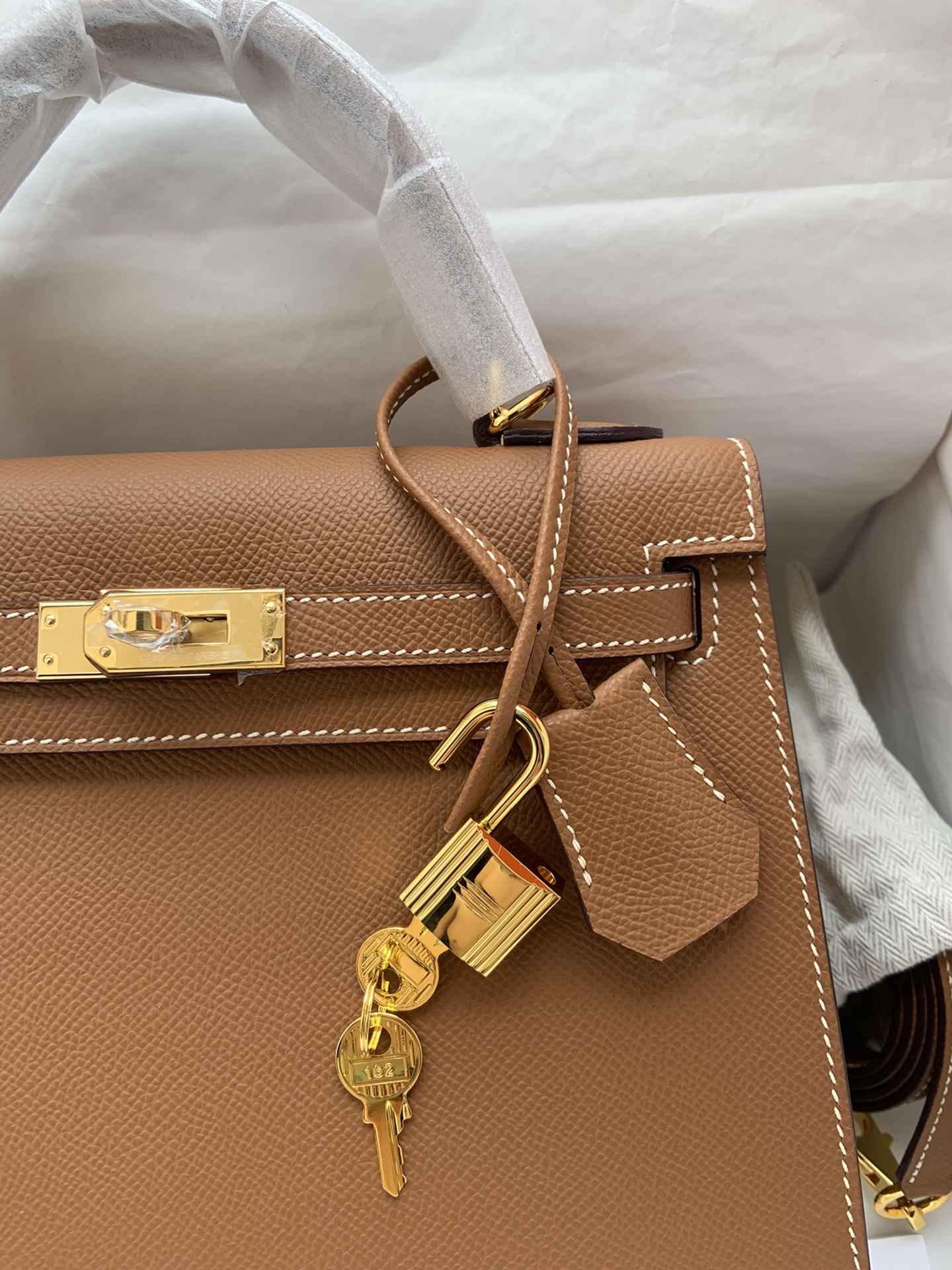 HERMES Kelly 25 Gold Epsom Gold-tone Hardware