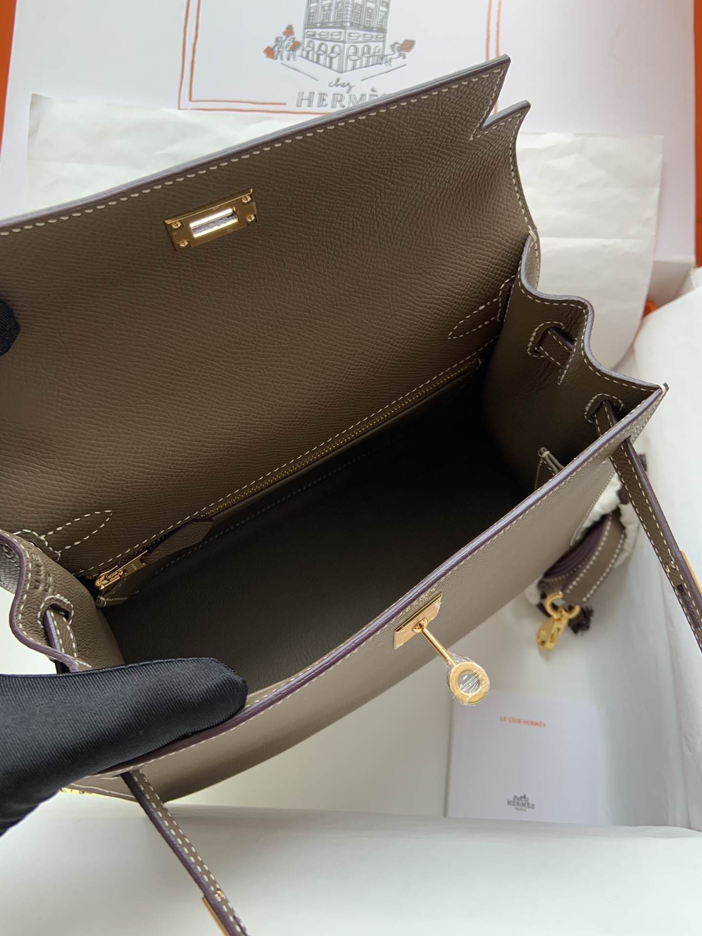 HERMES Kelly 25 Etoupe Epsom Gold-tone Hardware