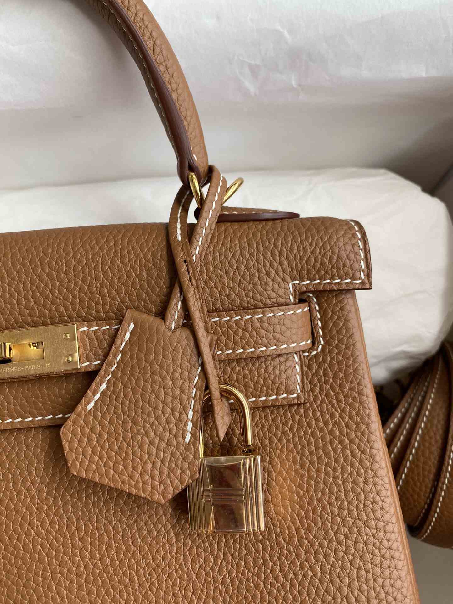 HERMES Kelly 25 Gold Togo Gold-tone Hardware