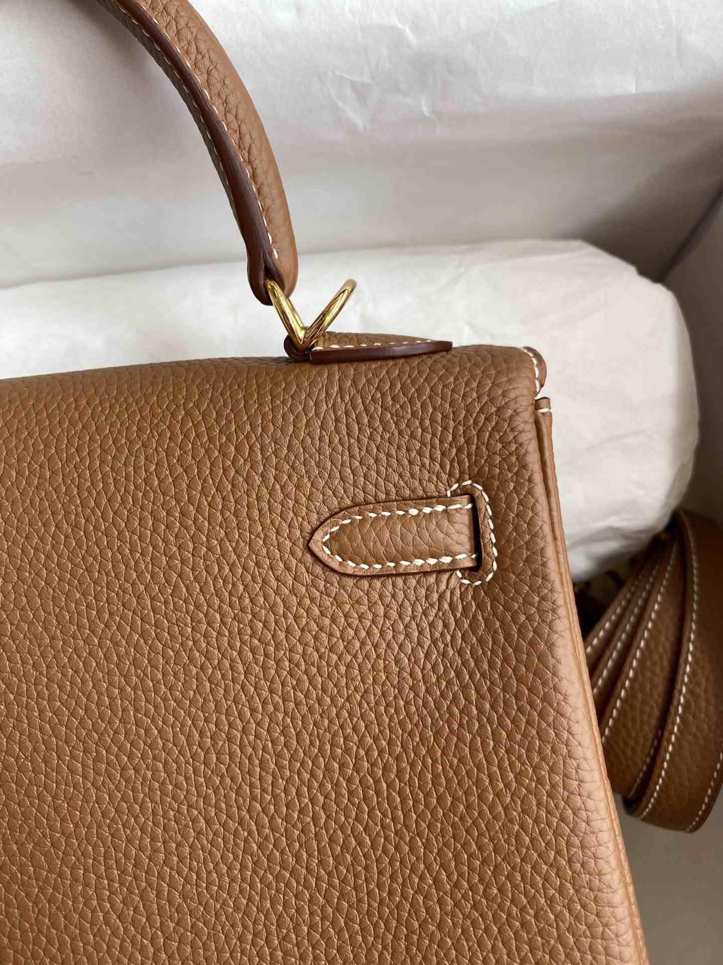 HERMES Kelly 25 Gold Togo Gold-tone Hardware