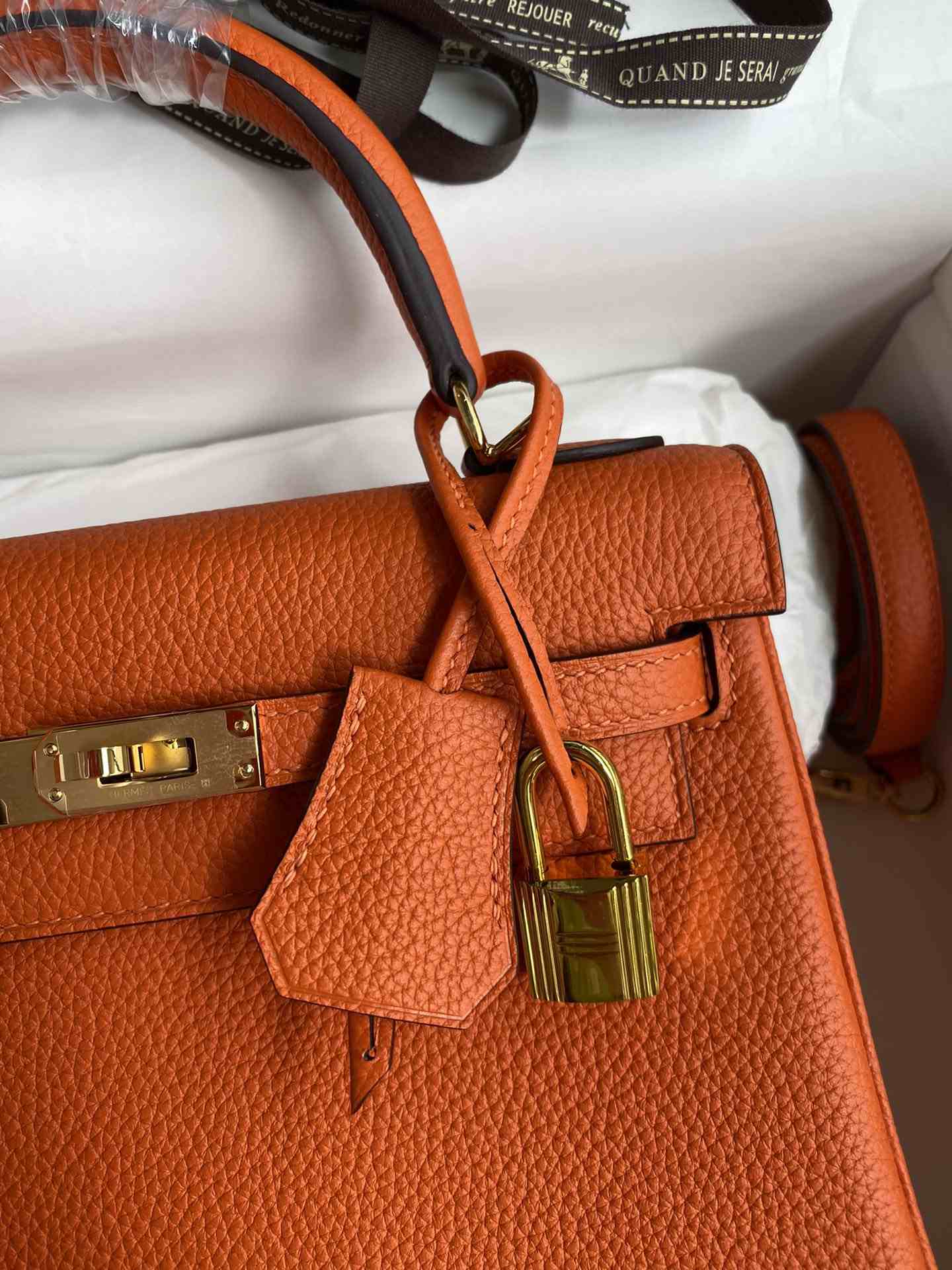 HERMES Kelly 25 Orange Togo Gold-tone Hardware