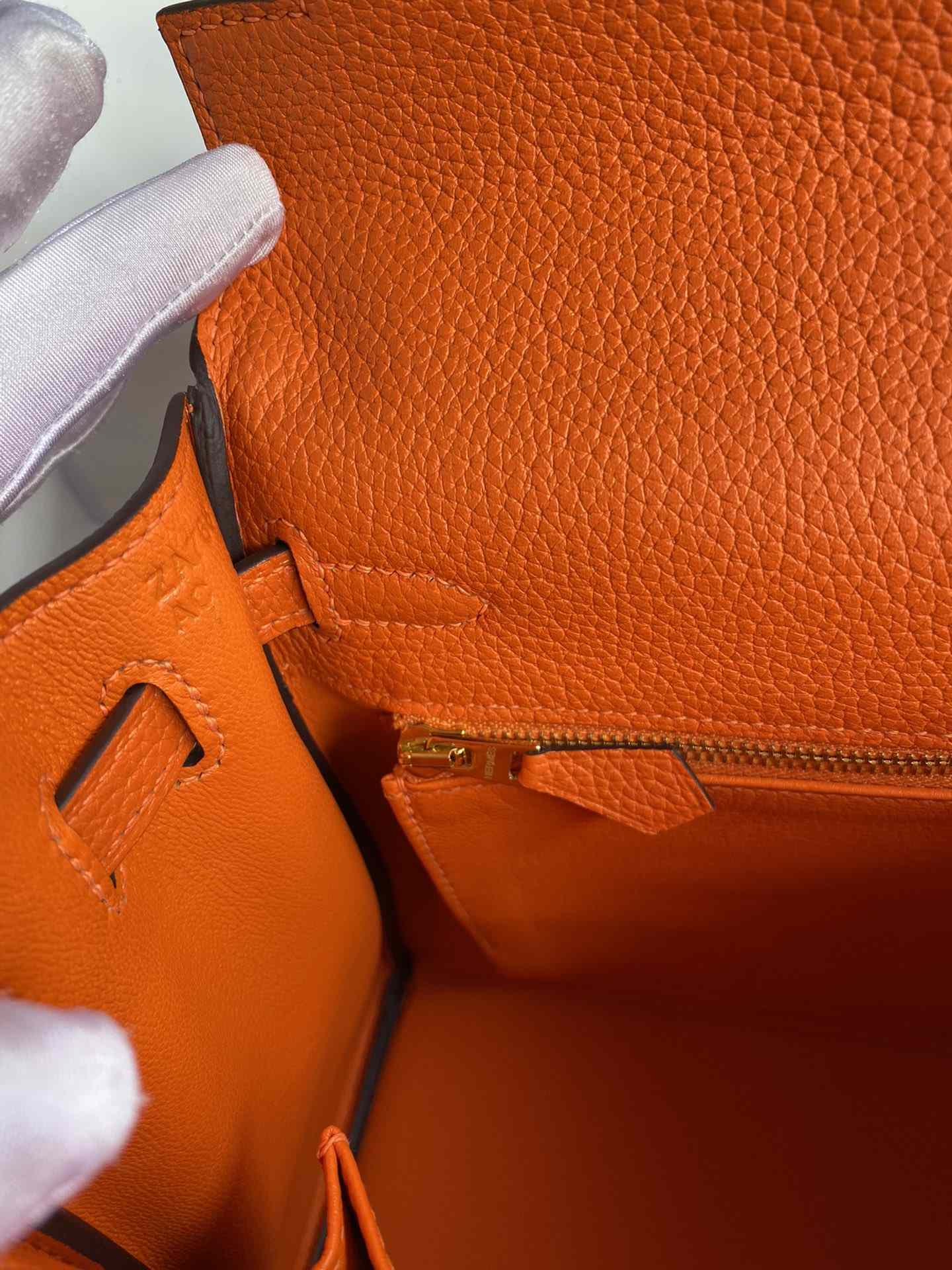 HERMES Kelly 25 Orange Togo Gold-tone Hardware