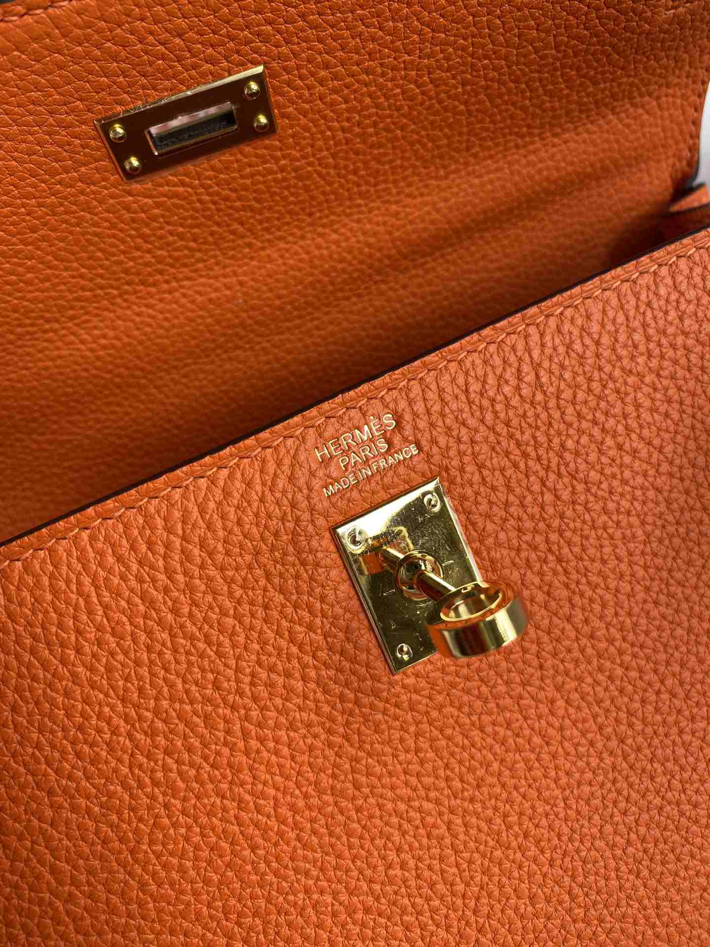 HERMES Kelly 25 Orange Togo Gold-tone Hardware