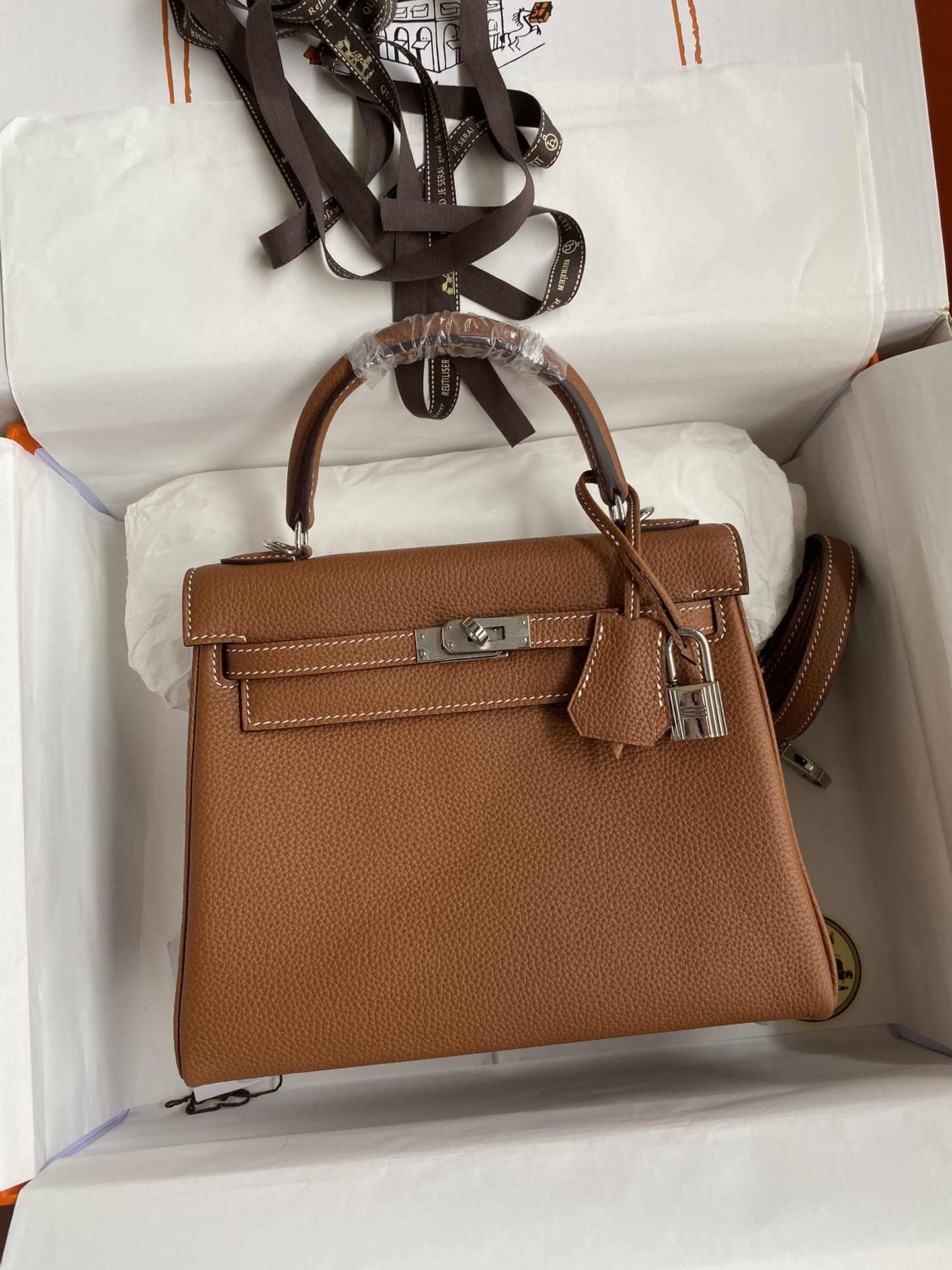 HERMES Kelly 25 Gold Togo Silver-tone Hardware