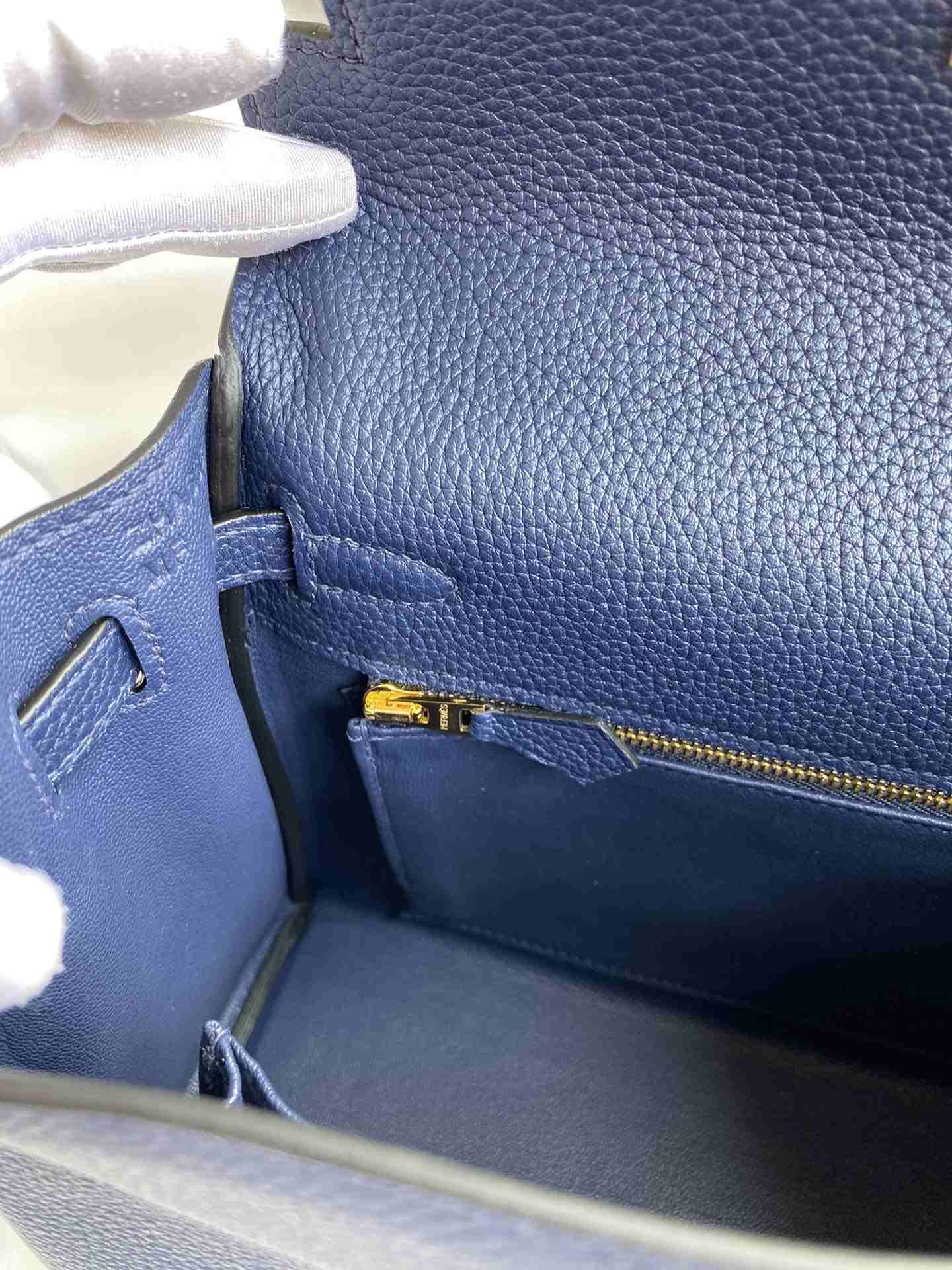 HERMES Kelly 25 Deep Blue Togo Gold-tone Hardware