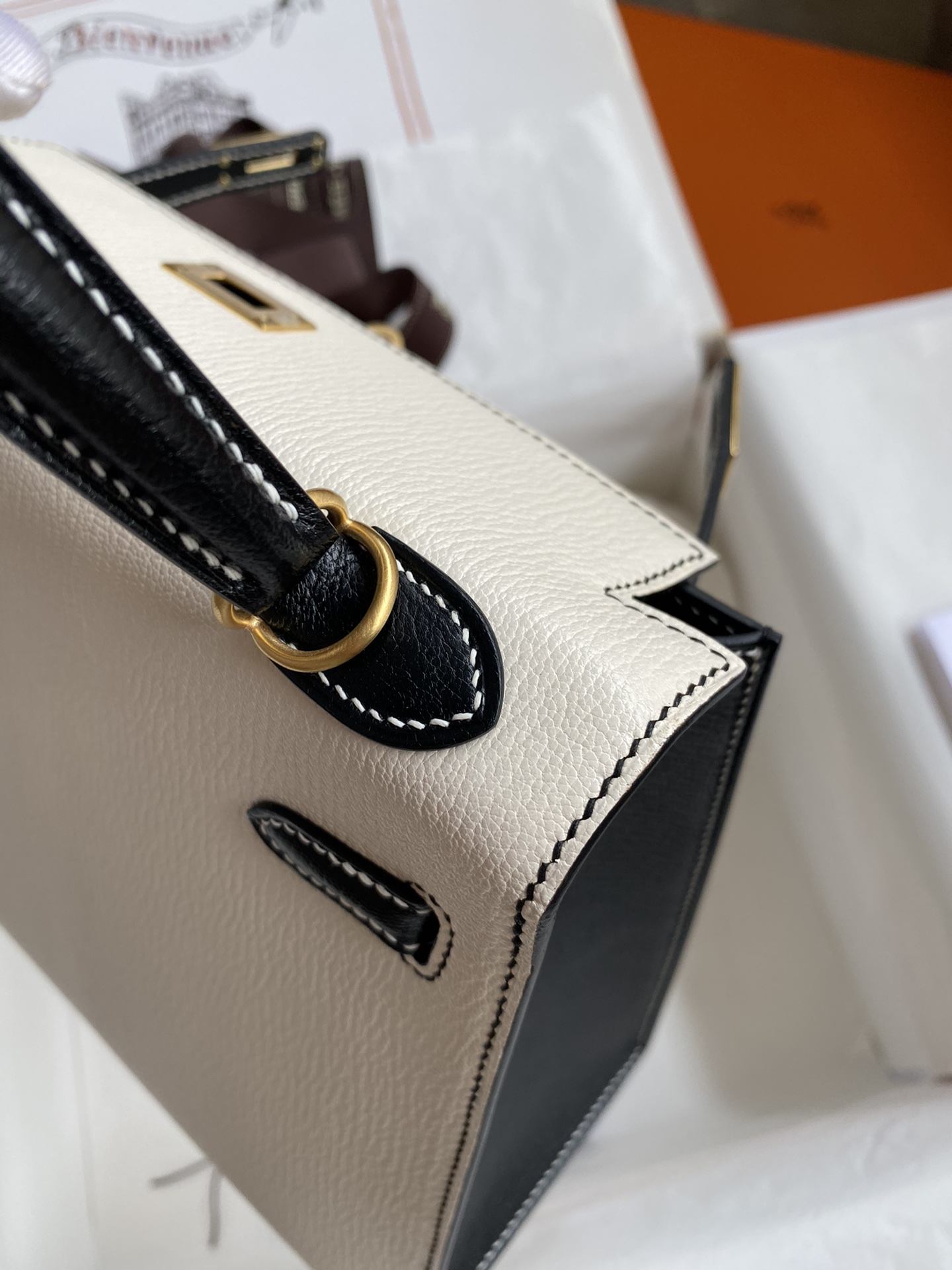 HERMES Kelly 25 Craie&Nior Epsom Gold-tone Hardware