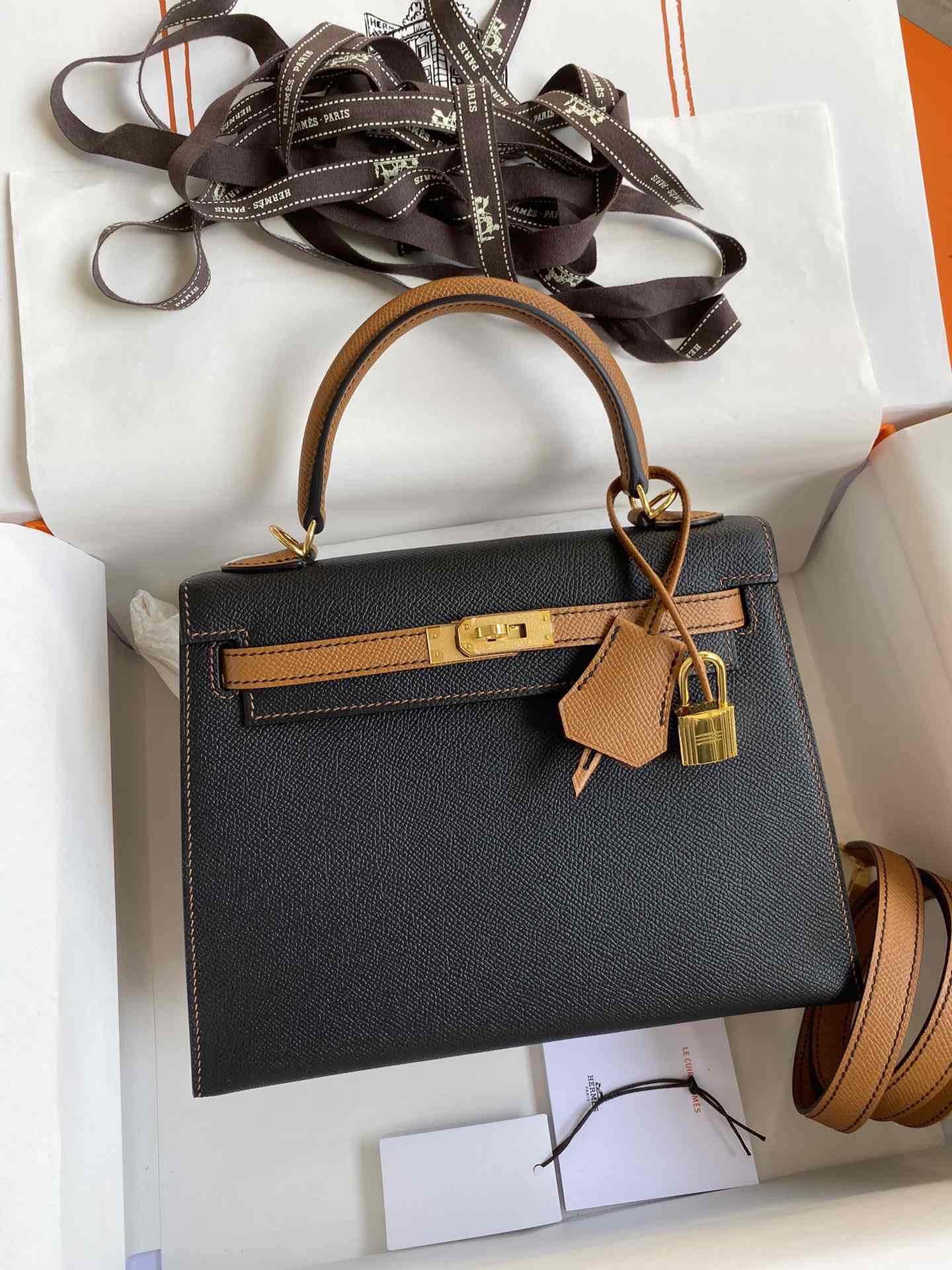 HERMES Kelly 25 Nior&Gold Epsom Gold-tone Hardware