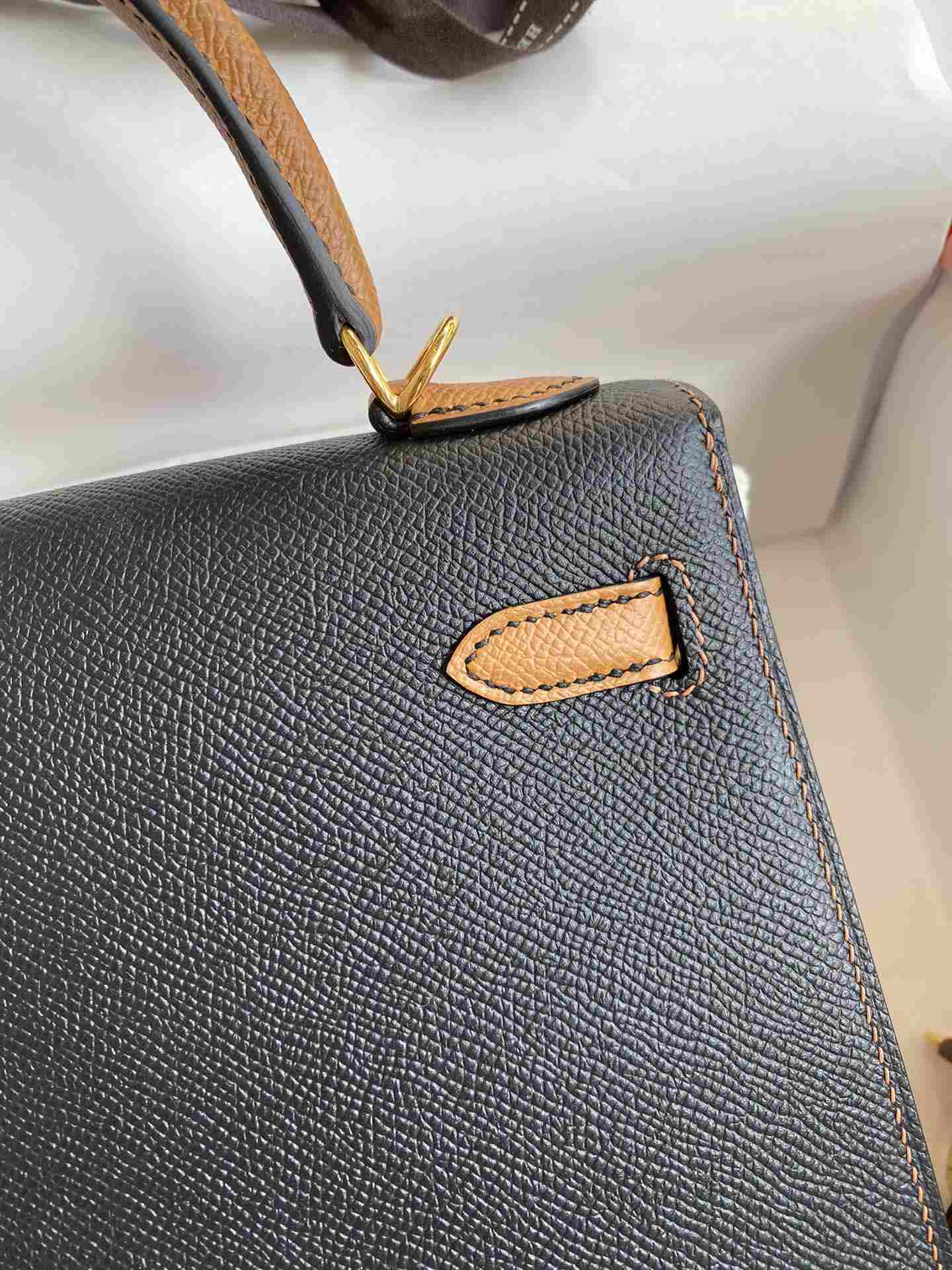 HERMES Kelly 25 Nior&Gold Epsom Gold-tone Hardware