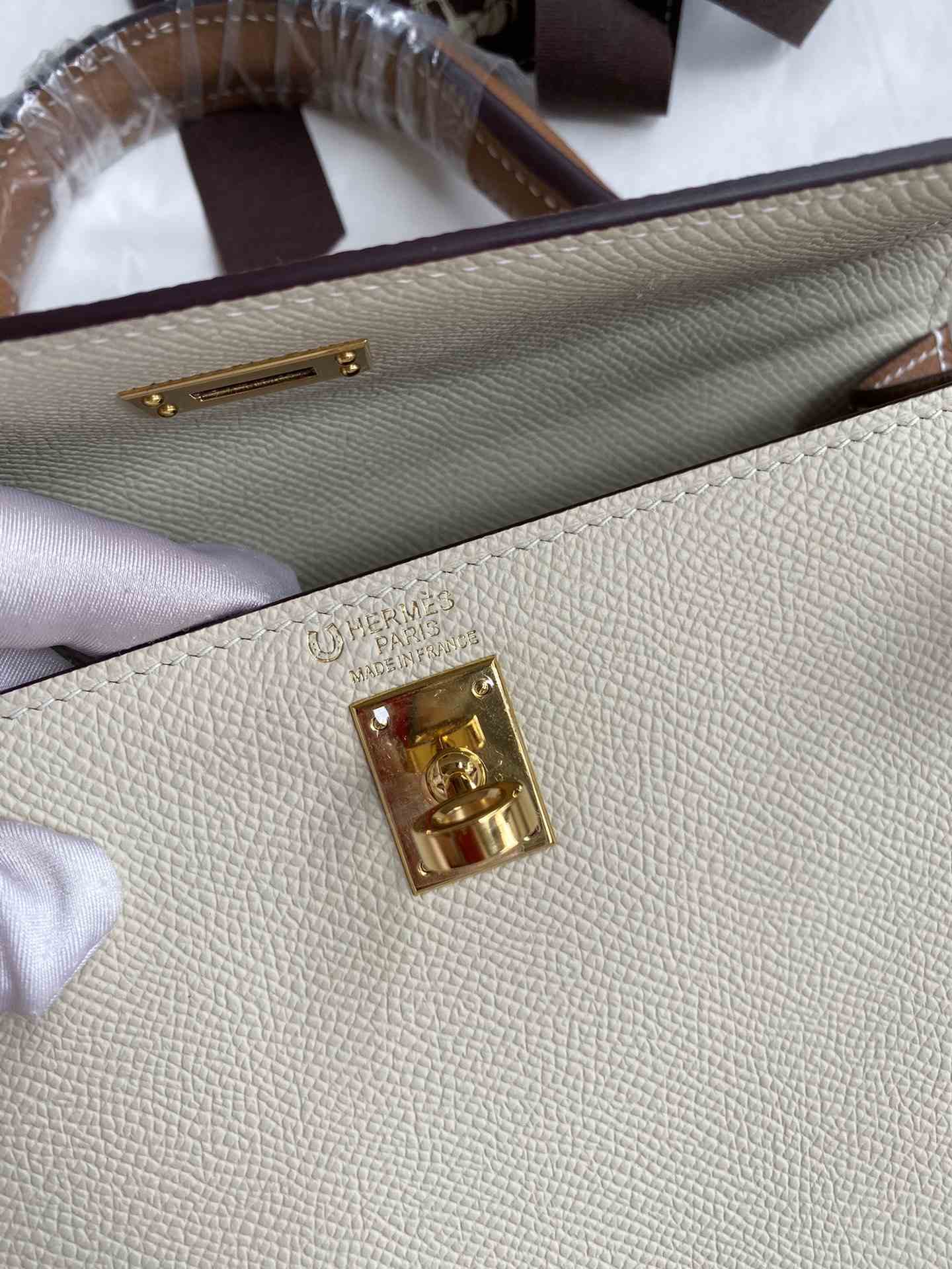 HERMES Kelly 25 Craie&Gold Epsom Gold-tone Hardware