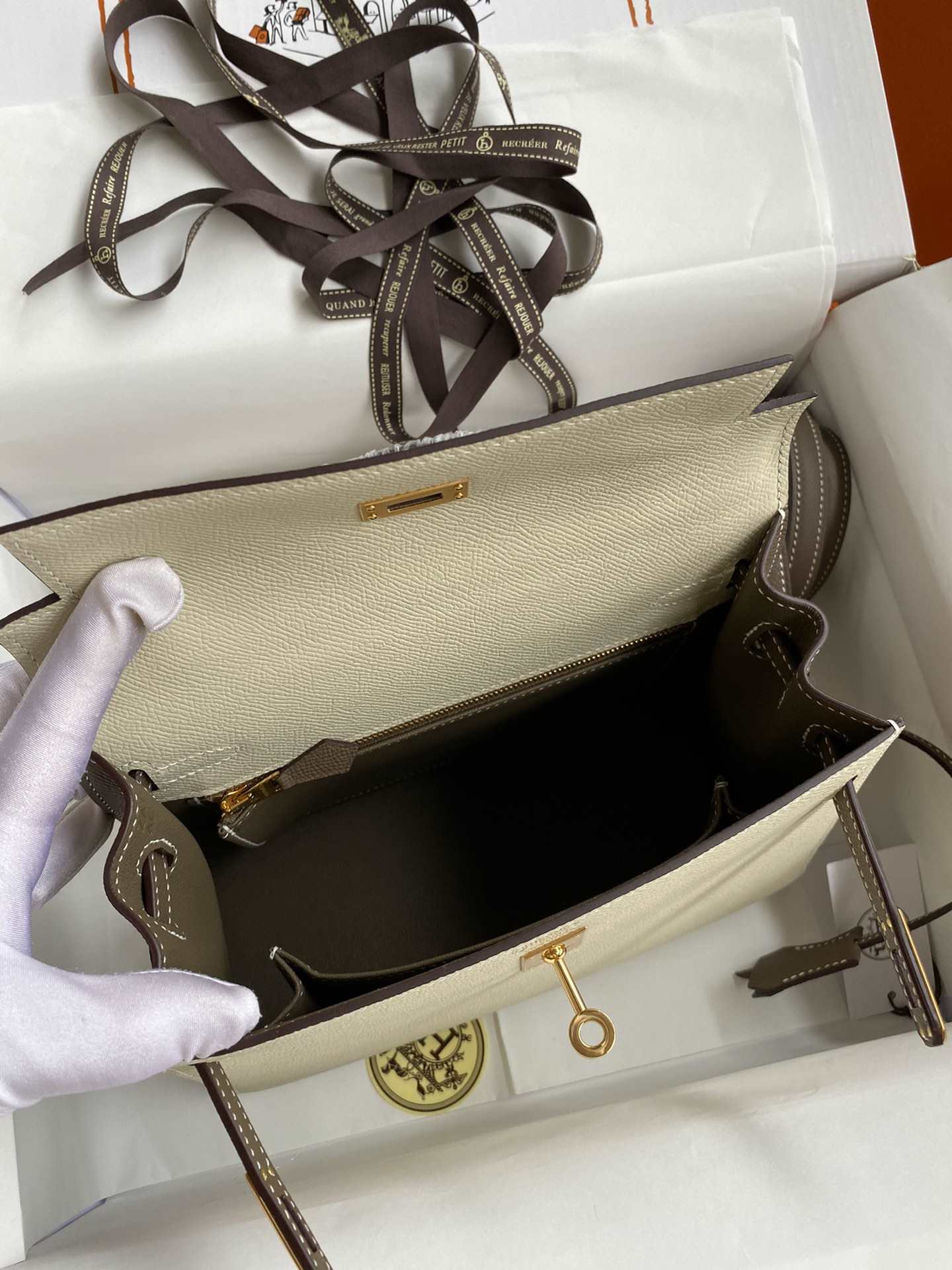 HERMES Kelly 25 Craie&Etoupe Epsom Gold-tone Hardware