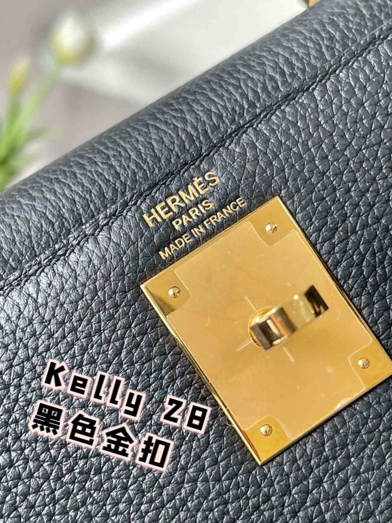 HERMES Kelly 28 Nior Togo Gold-tone Hardware