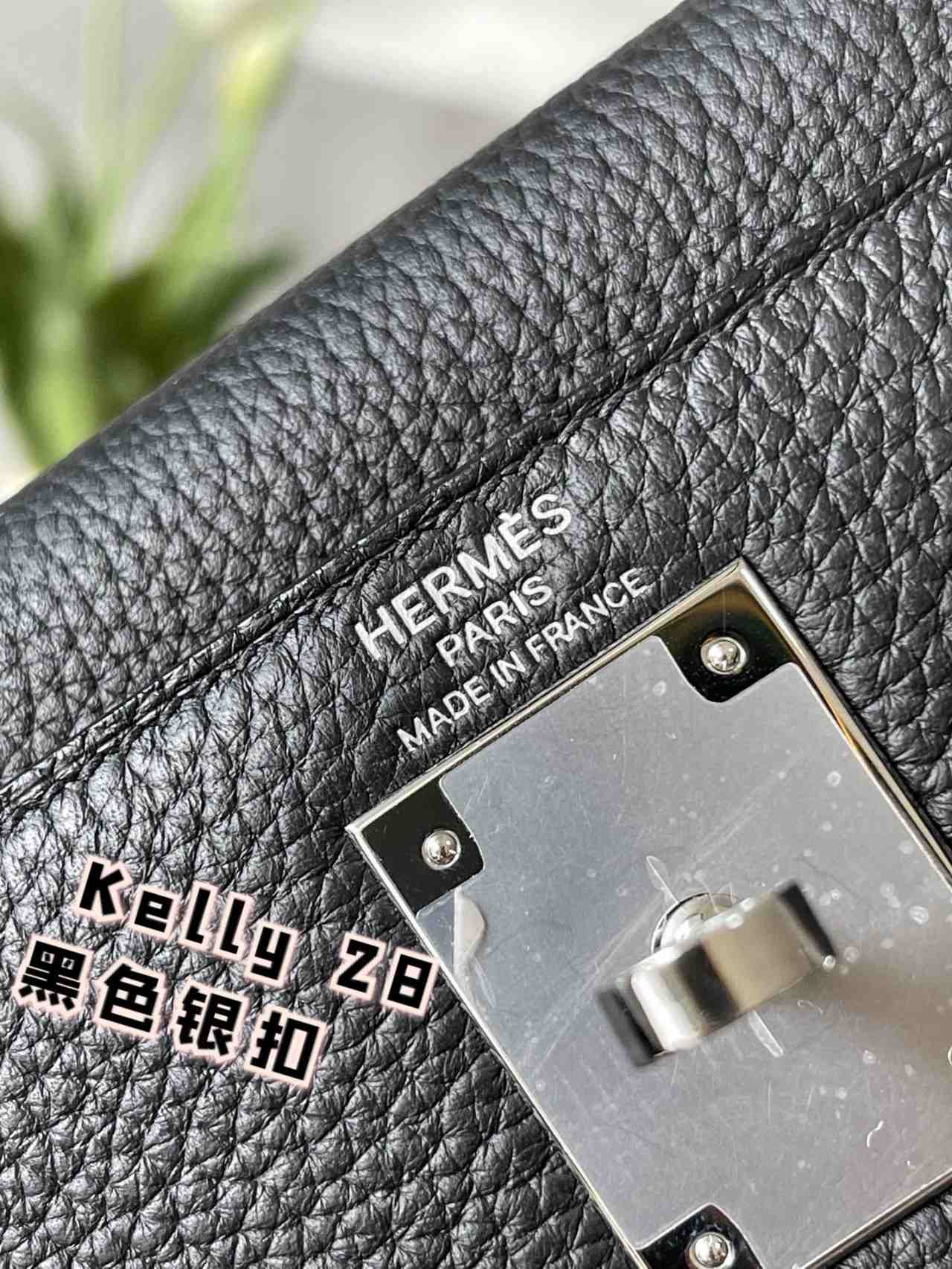 HERMES Kelly 28 Nior Togo Silver-tone Hardware