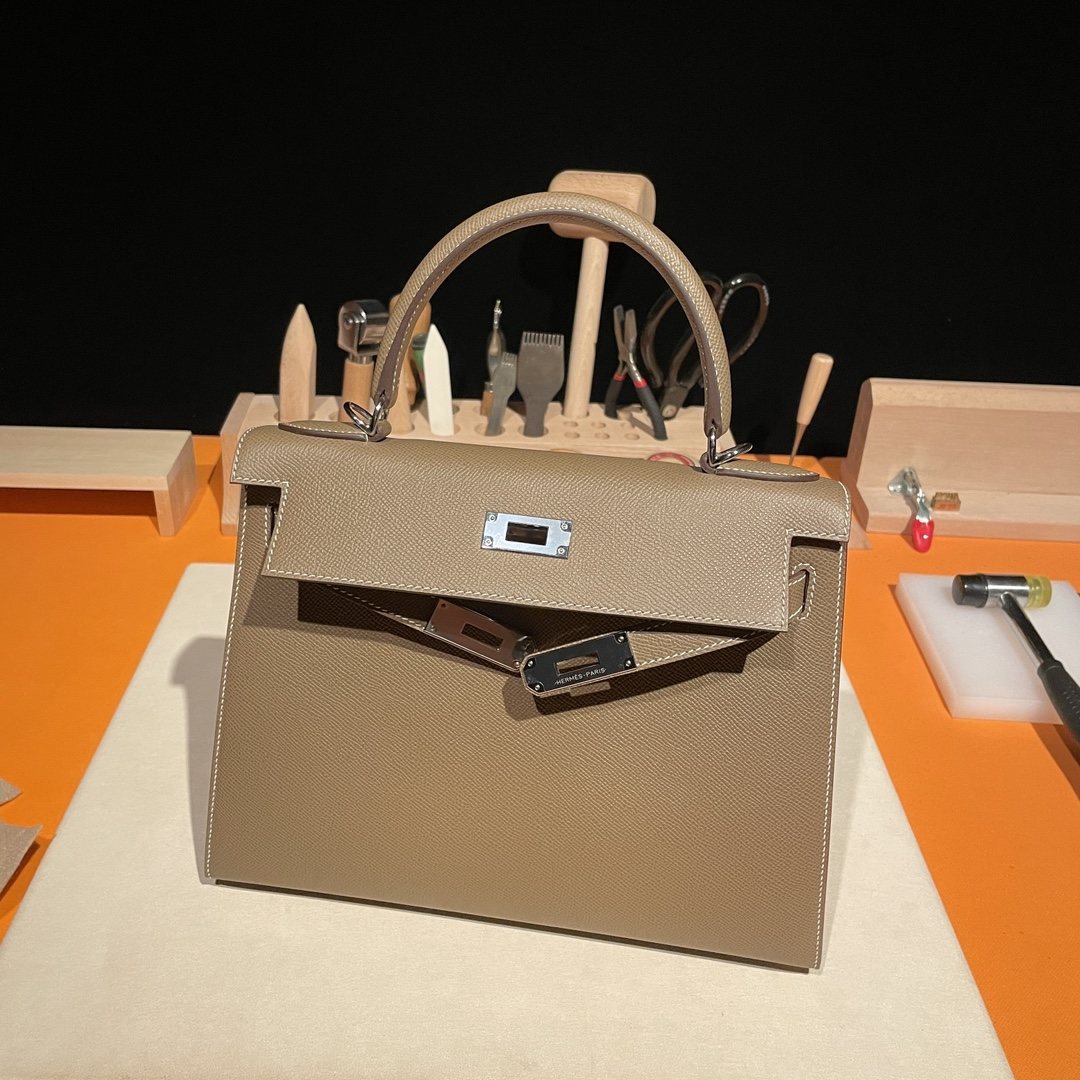 HERMES Kelly 28 Etoupe Epsom Silver-tone Hardware