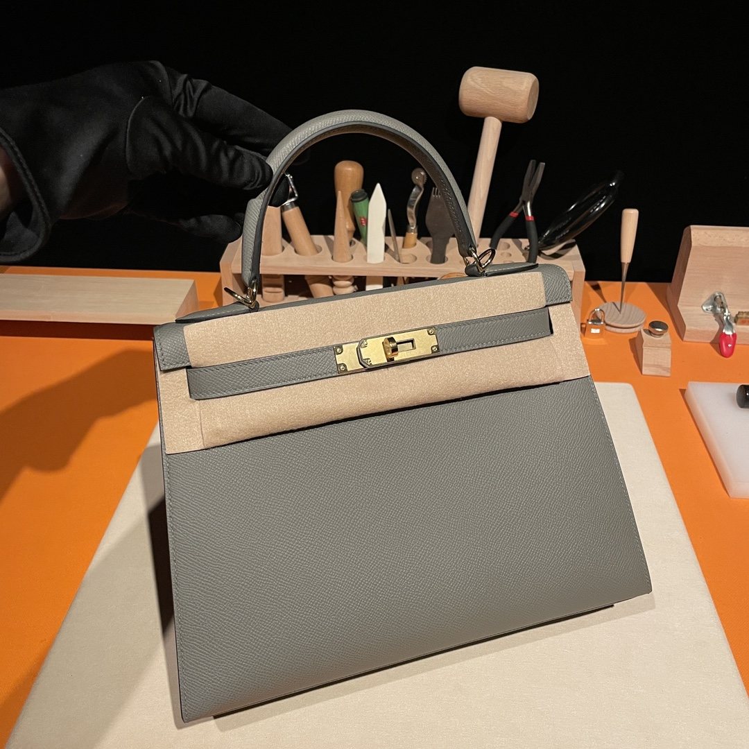 HERMES Kelly 28 Gris Meyer Epsom Gold-tone Hardware