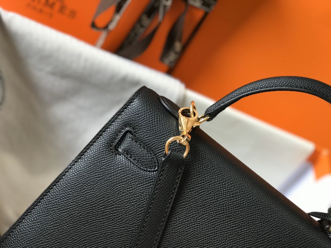 HERMES Kelly 28 Nior Epsom Gold-tone Hardware