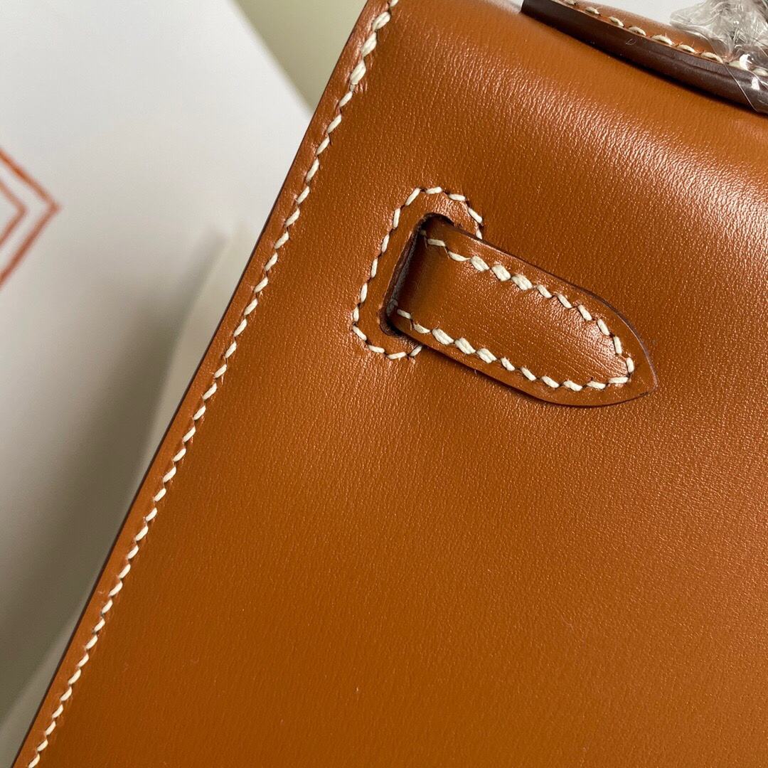 HERMES Kelly 25 Caramel Box Gold-tone Hardware